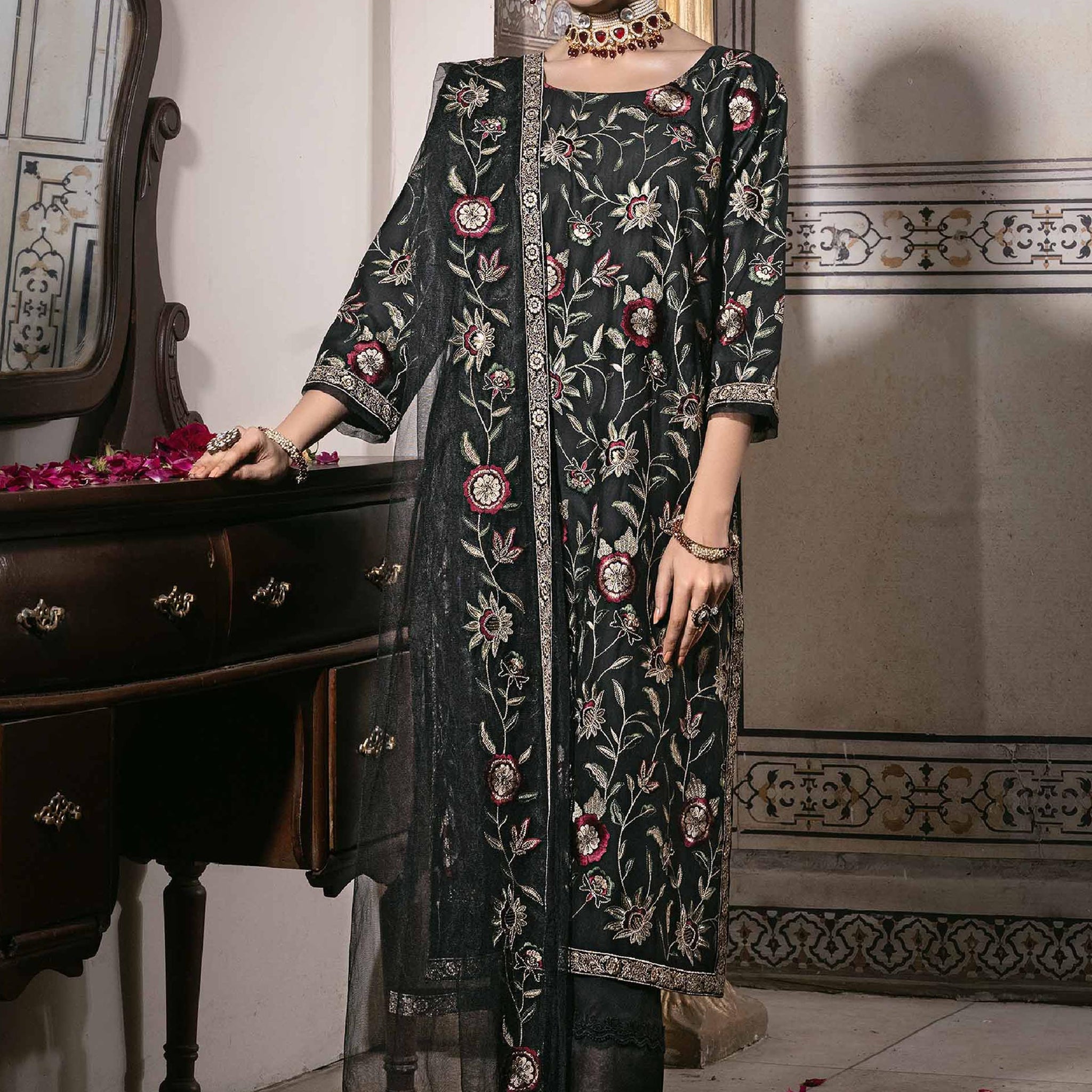 Nishat Linen | Luxury Collection 24 | 42318552 - Khanumjan  Pakistani Clothes and Designer Dresses in UK, USA 