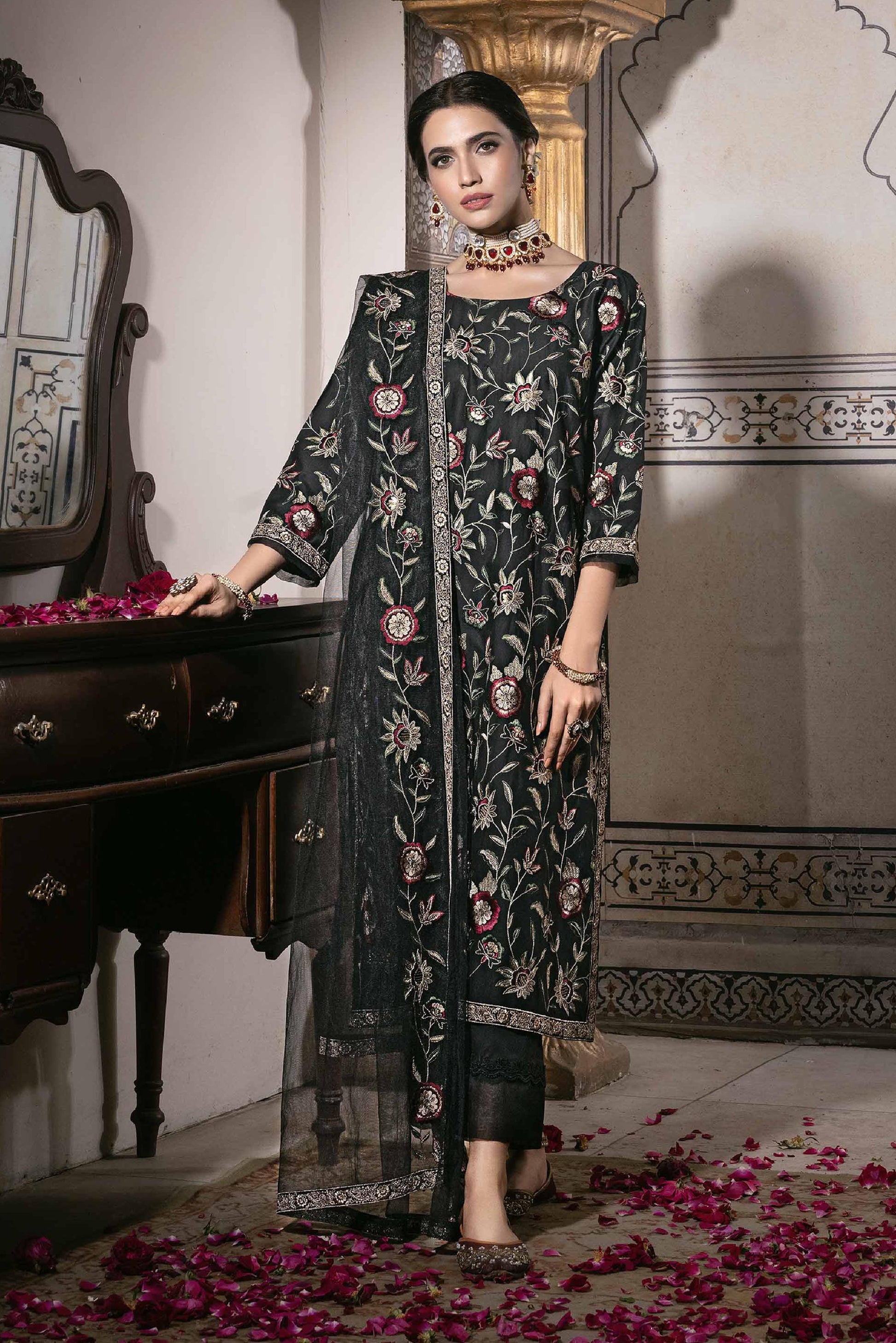 Nishat Linen | Luxury Collection 24 | 42318552 - Khanumjan  Pakistani Clothes and Designer Dresses in UK, USA 