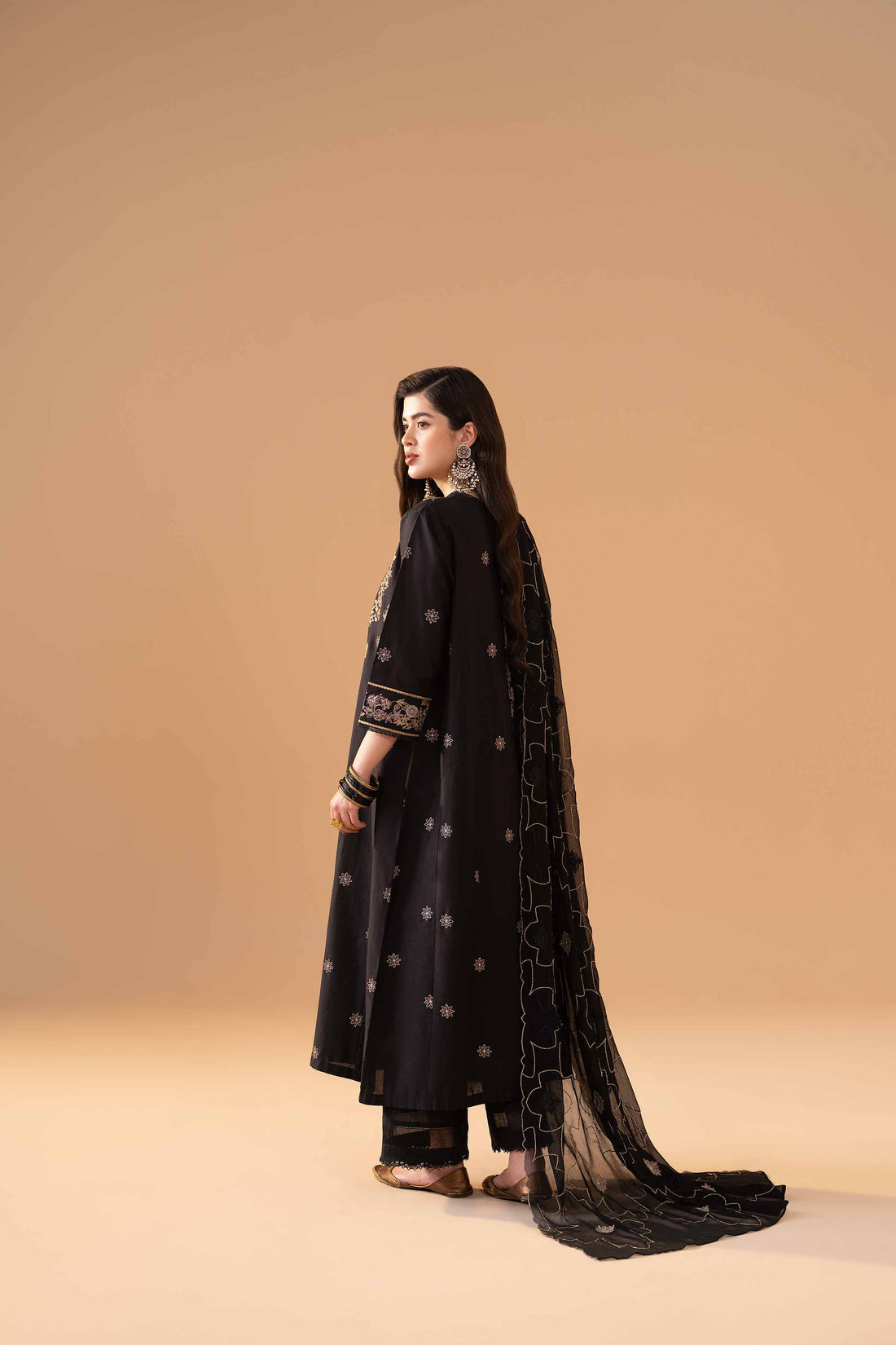 Nishat Linen | Luxury Collection 24 | 42418032 - Khanumjan  Pakistani Clothes and Designer Dresses in UK, USA 