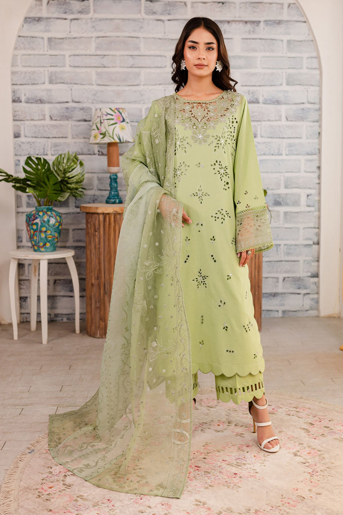 Nureh | Shades Of Summer | NP-490 - Khanumjan  Pakistani Clothes and Designer Dresses in UK, USA 