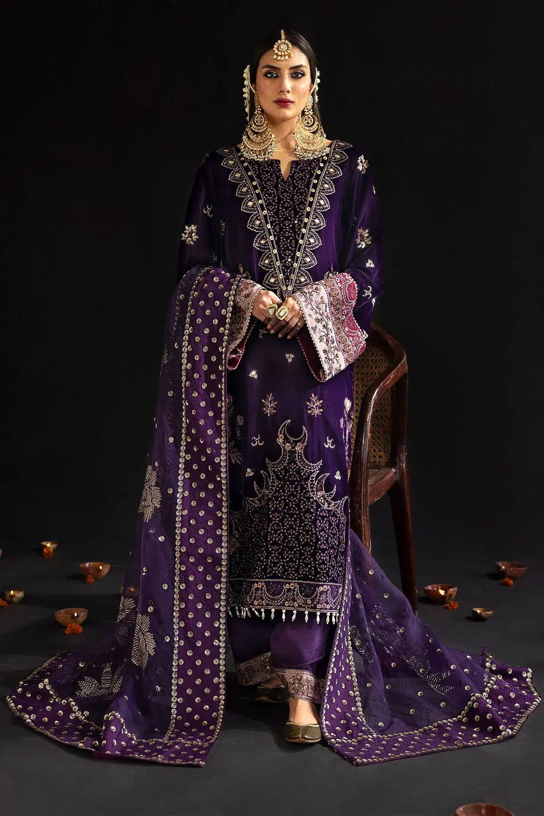 Nureh | Maya Velvet 23 | Rumeli - Khanumjan  Pakistani Clothes and Designer Dresses in UK, USA 