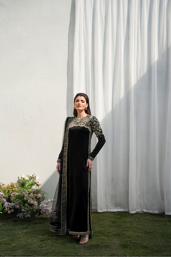 Raja Salahuddin | Love in Bloom | Black Lady - Khanumjan  Pakistani Clothes and Designer Dresses in UK, USA 