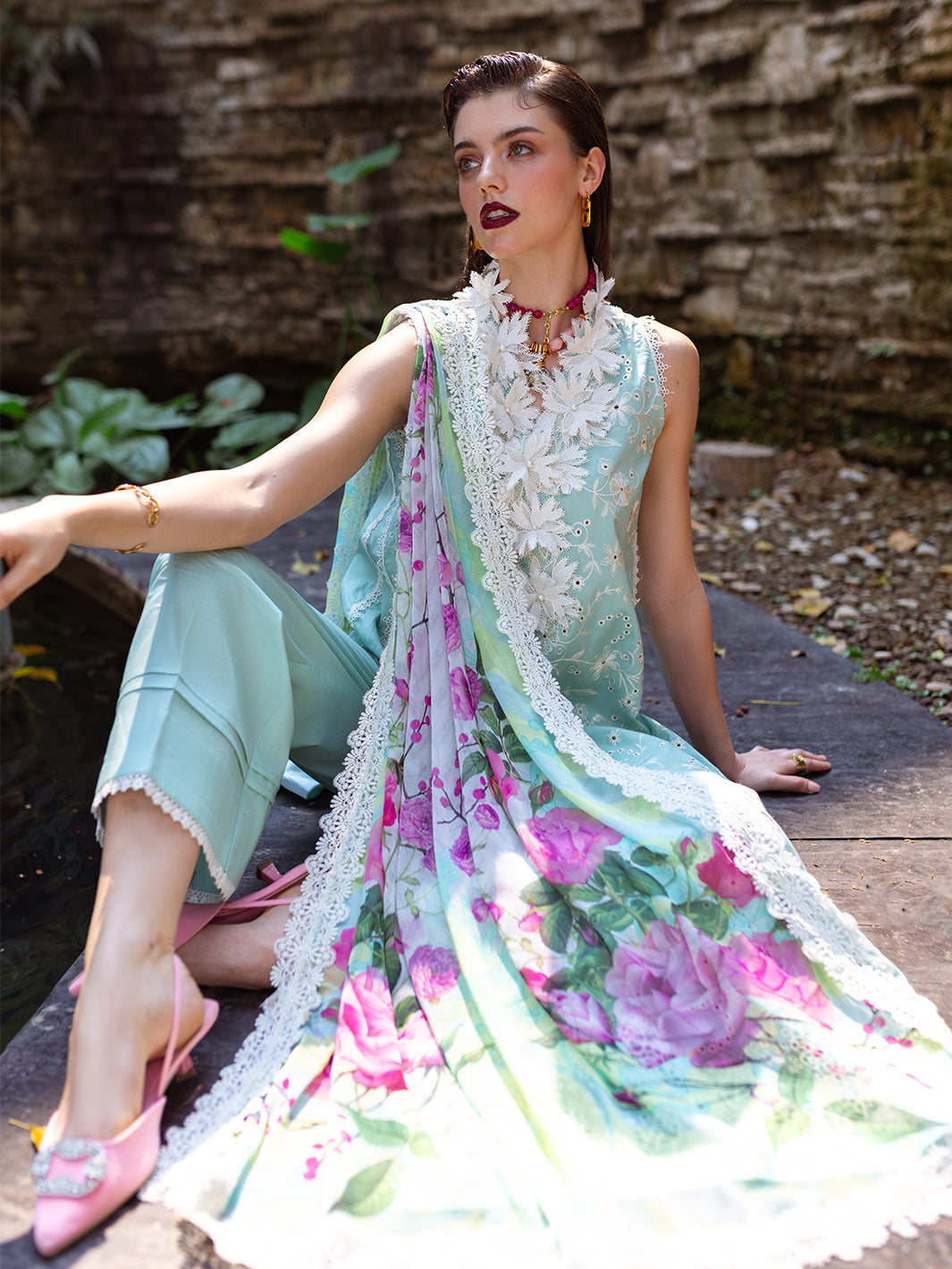 Roheenaz | Dahlia Embroidered Lawn 24 | Zinnia - Khanumjan  Pakistani Clothes and Designer Dresses in UK, USA 