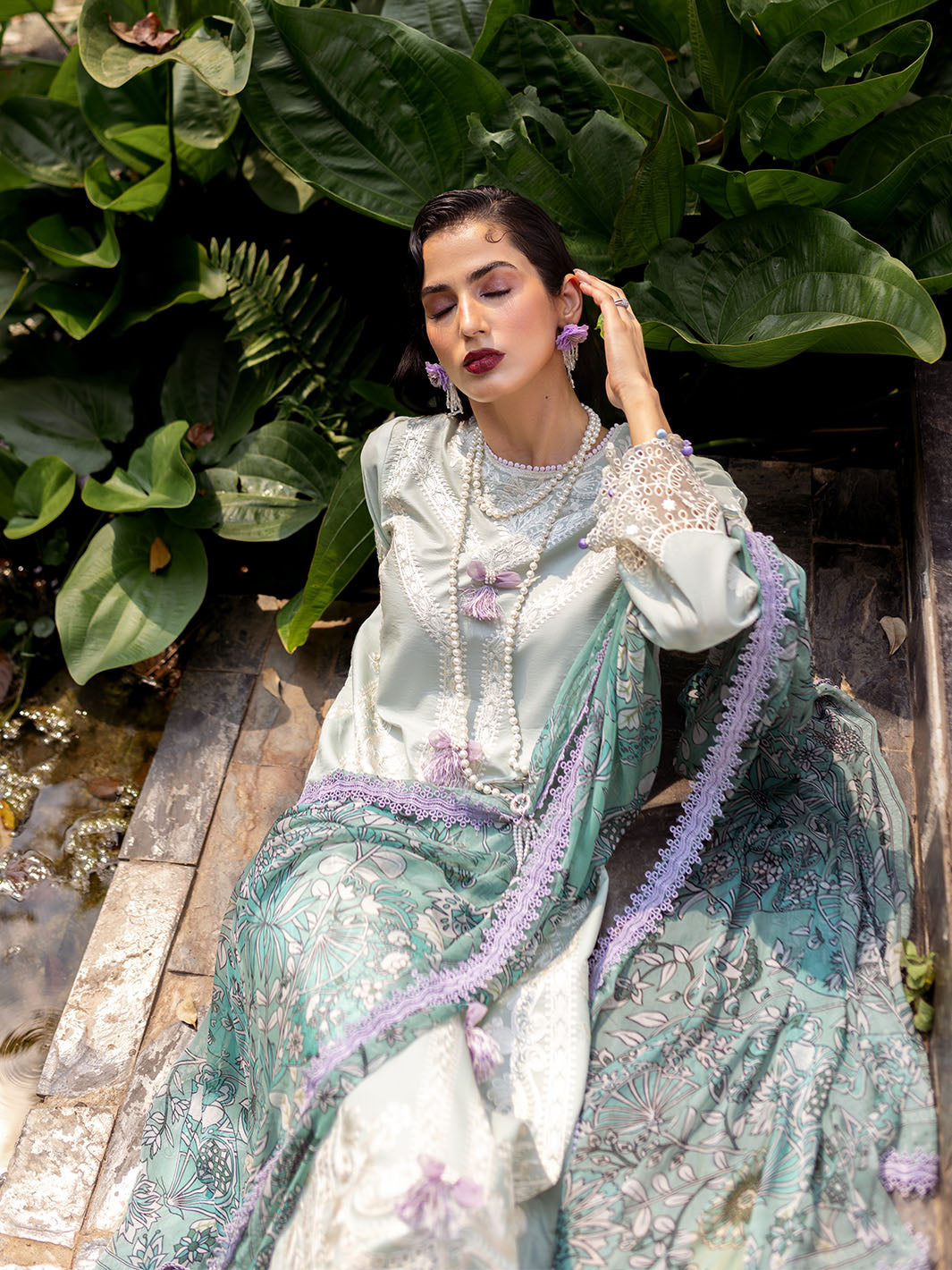 Roheenaz | Dahlia Embroidered Lawn 24 | Gardenia - Khanumjan  Pakistani Clothes and Designer Dresses in UK, USA 