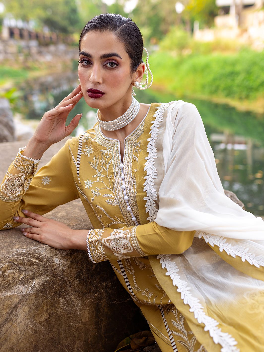 Roheenaz | Dahlia Embroidered Lawn 24 | Forsythia - Khanumjan  Pakistani Clothes and Designer Dresses in UK, USA 
