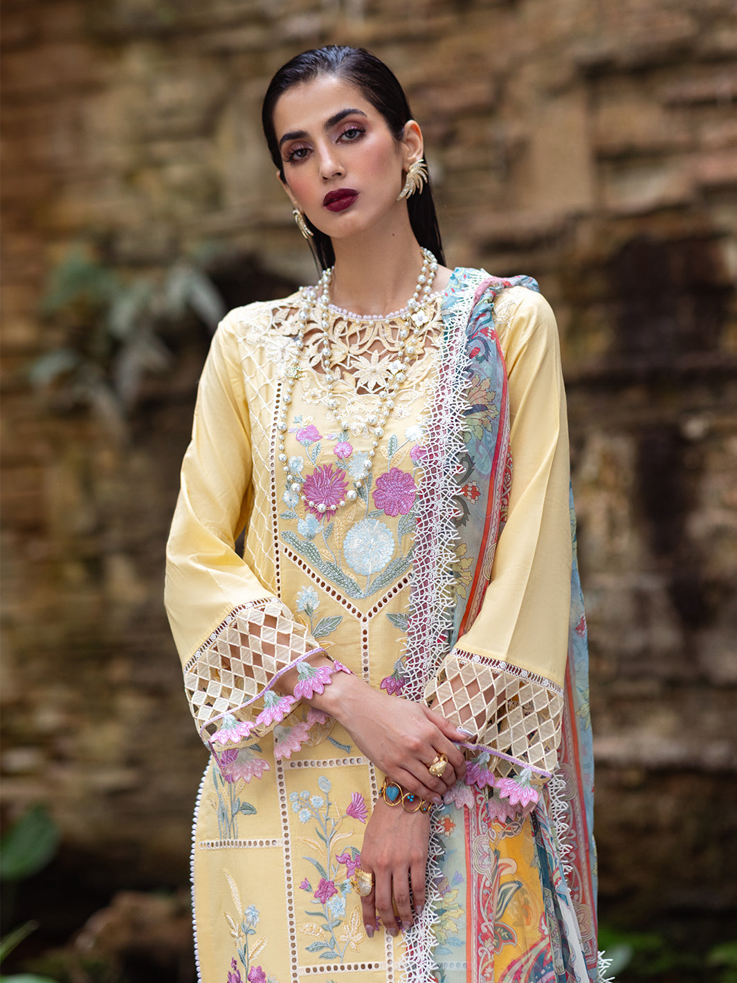 Roheenaz | Dahlia Embroidered Lawn 24 | Daffodil - Khanumjan  Pakistani Clothes and Designer Dresses in UK, USA 
