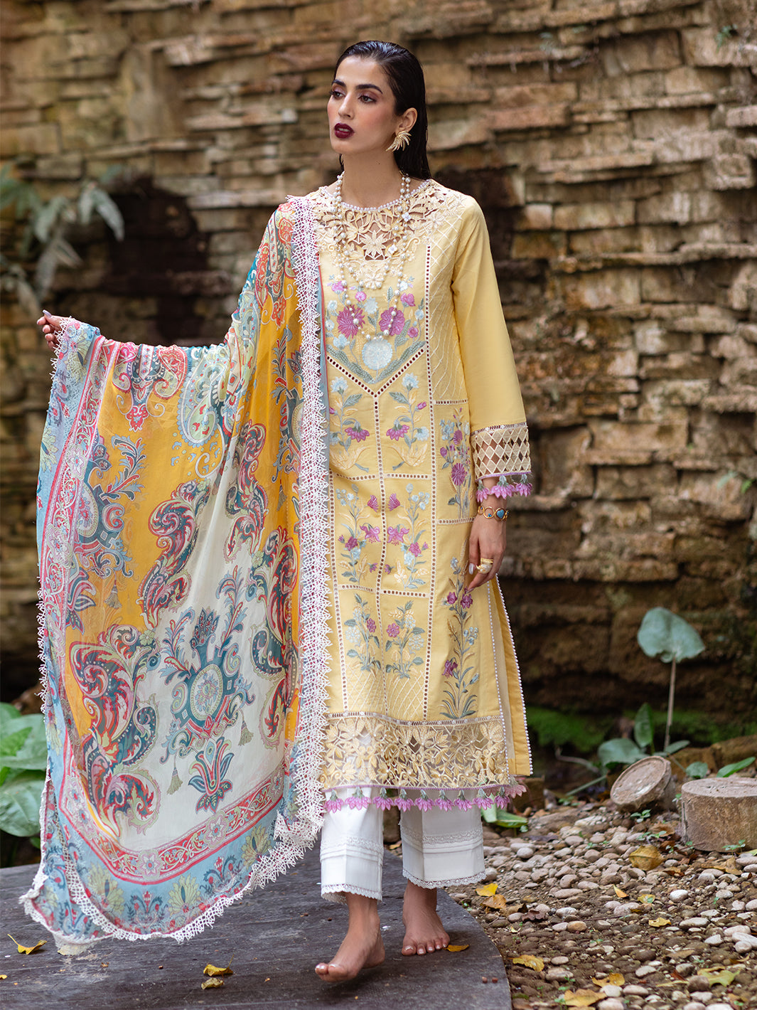 Roheenaz | Dahlia Embroidered Lawn 24 | Daffodil - Khanumjan  Pakistani Clothes and Designer Dresses in UK, USA 