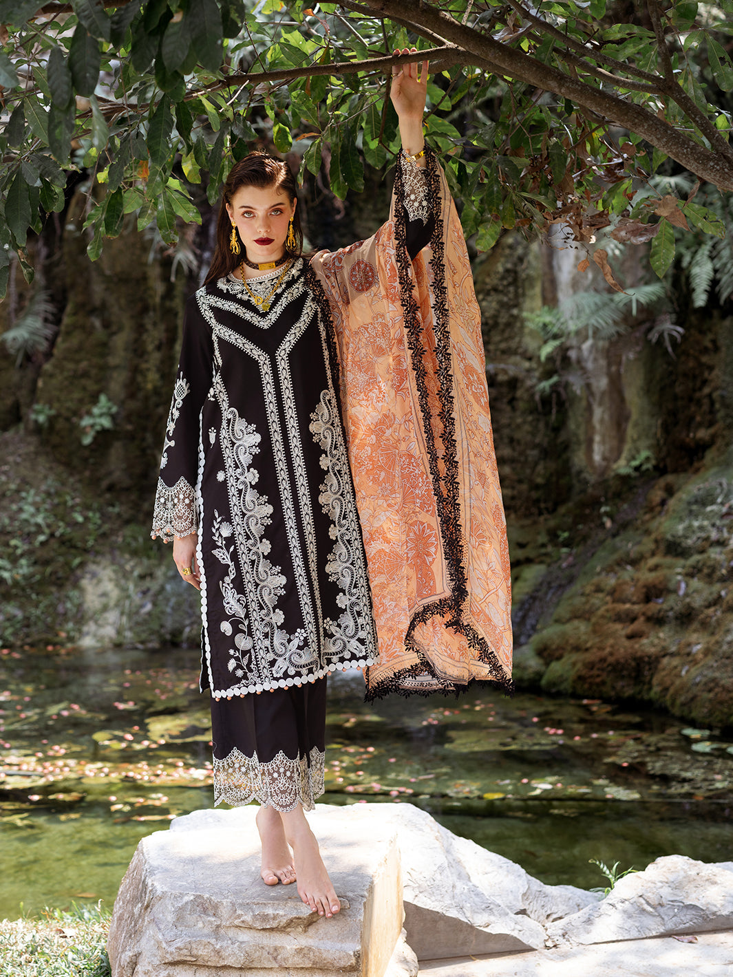 Roheenaz | Dahlia Embroidered Lawn 24 | Celandine - Khanumjan  Pakistani Clothes and Designer Dresses in UK, USA 