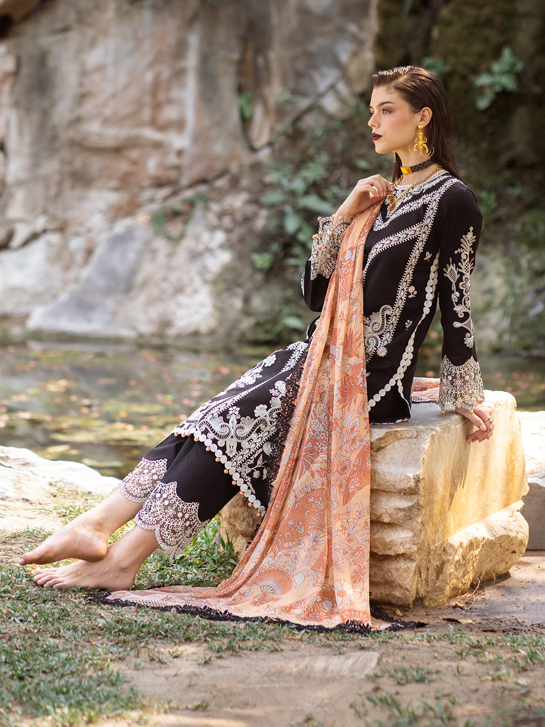 Roheenaz | Dahlia Embroidered Lawn 24