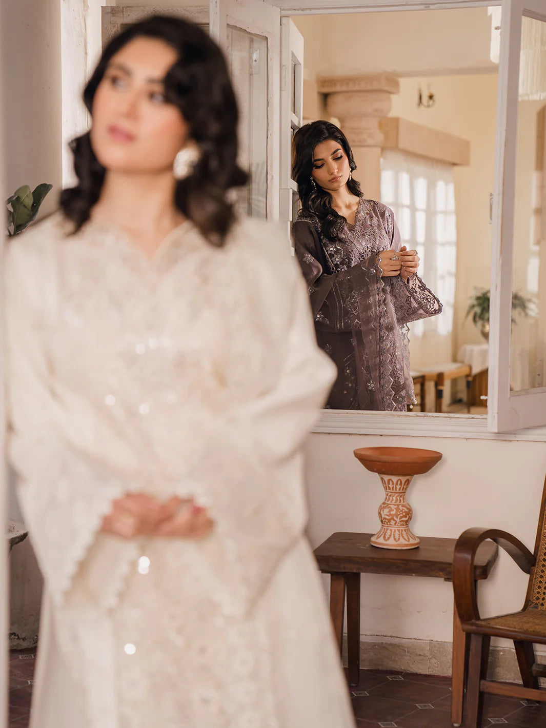 Bin Ilyas | Naqsh Luxury Lawn | Laira - Khanumjan  Pakistani Clothes and Designer Dresses in UK, USA 