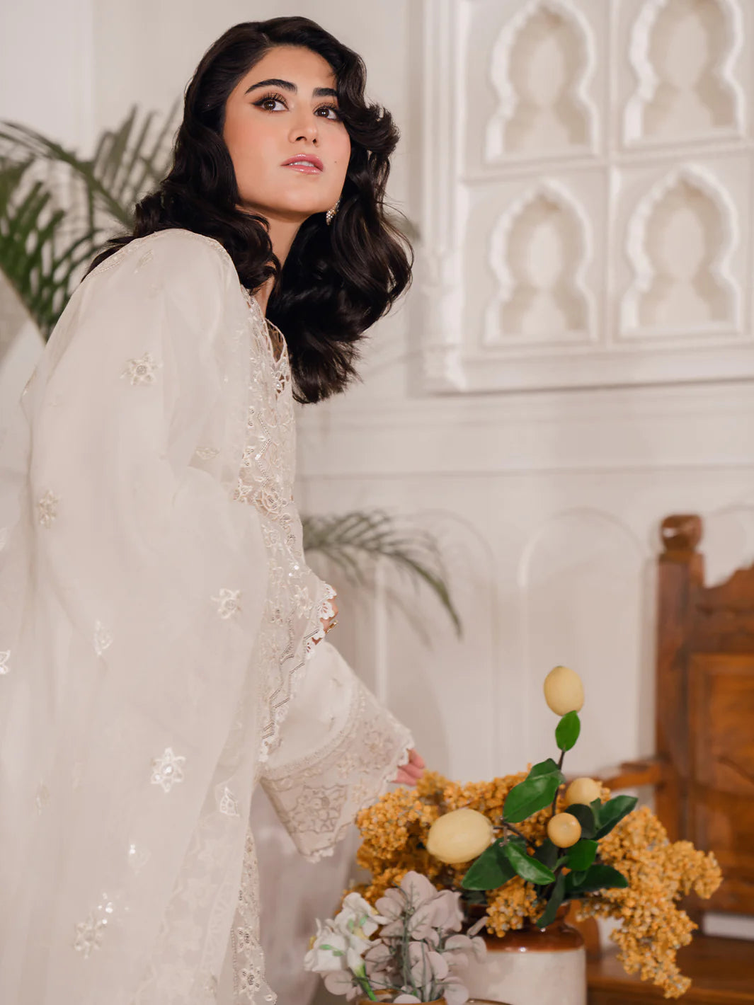 Bin Ilyas | Naqsh Luxury Lawn | Laira - Khanumjan  Pakistani Clothes and Designer Dresses in UK, USA 