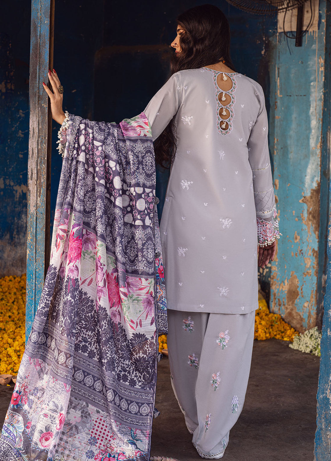 Sahane | Sahakari Chikankari Lawn Edit 24 | Dastaan - Khanumjan  Pakistani Clothes and Designer Dresses in UK, USA 