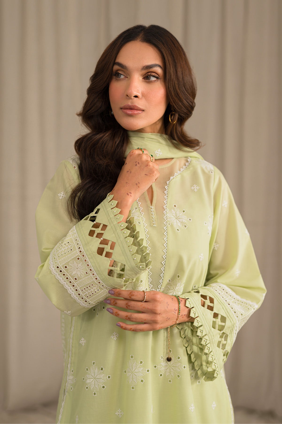 Sahar | Mirage Spring Luxury 24 | Chikankari 3 Piece - Khanumjan  Pakistani Clothes and Designer Dresses in UK, USA 
