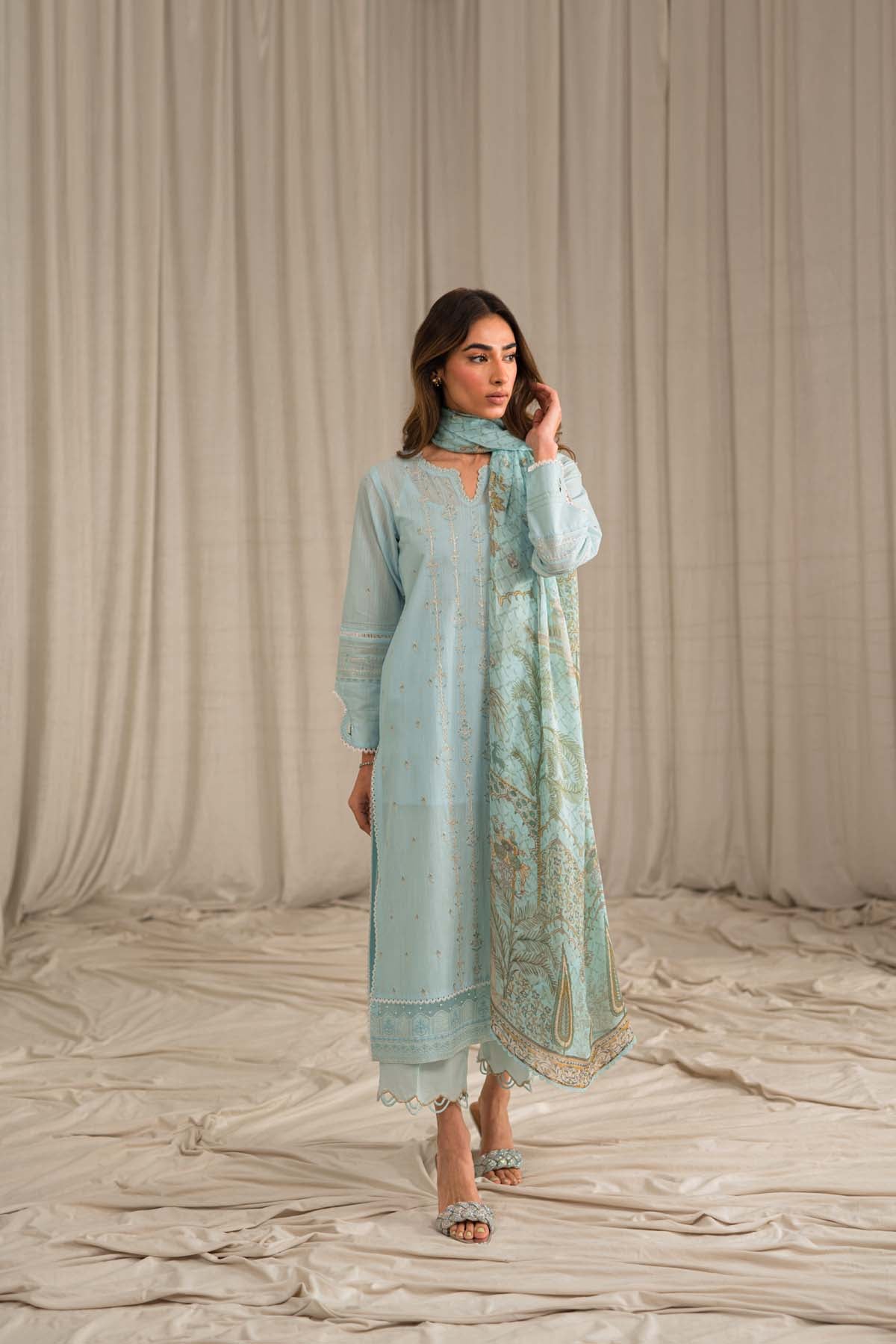 Sahar | Mirage Spring Luxury 24 | Slub Lawn 3 Piece (Embroidered) - Khanumjan  Pakistani Clothes and Designer Dresses in UK, USA 