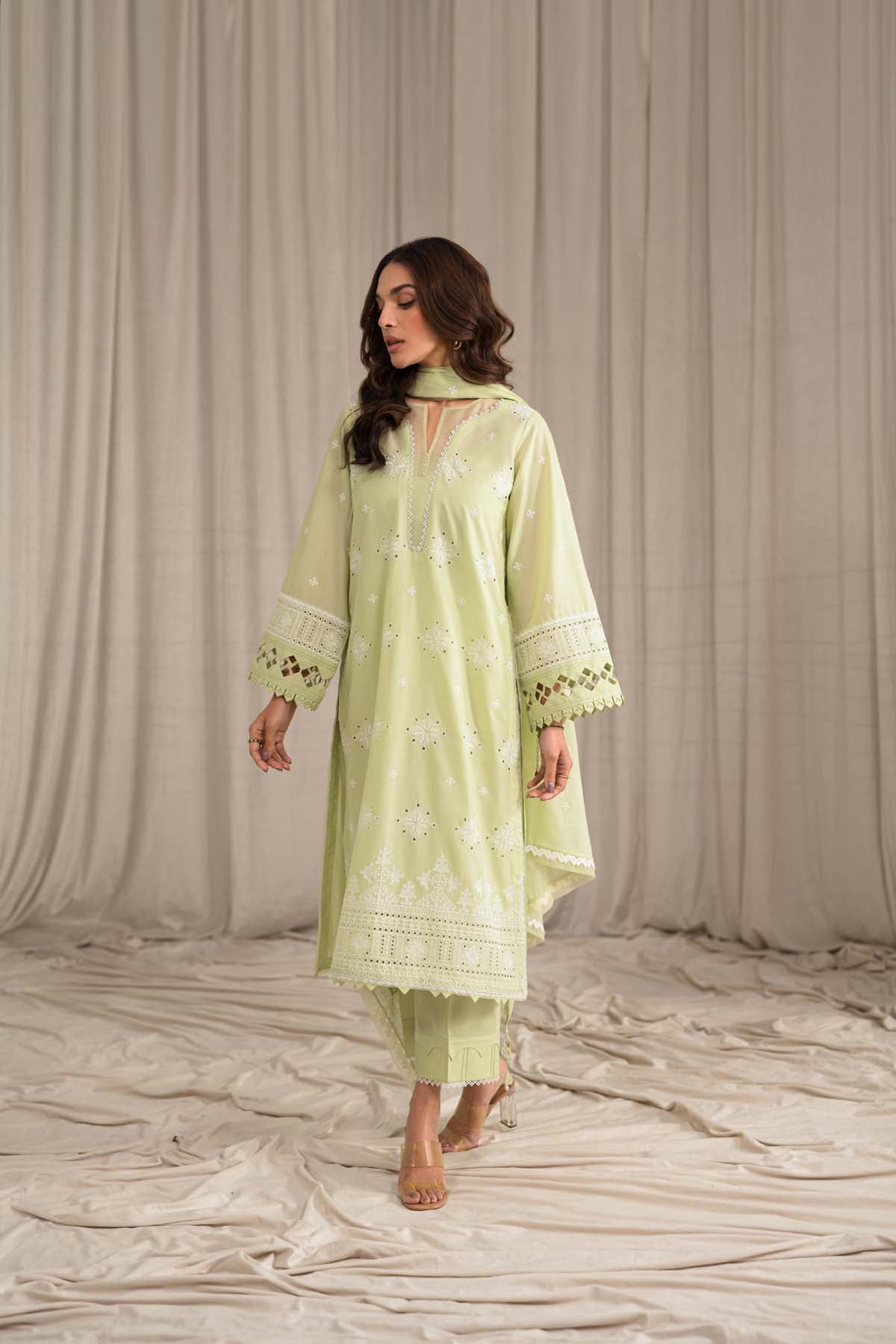 Sahar | Mirage Spring Luxury 24 | Chikankari 3 Piece - Khanumjan  Pakistani Clothes and Designer Dresses in UK, USA 