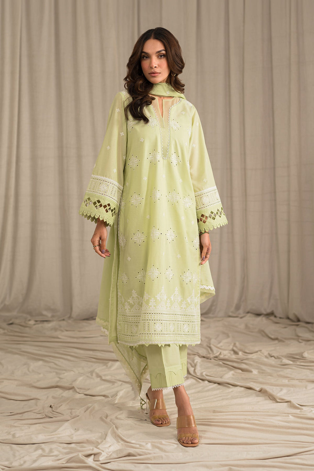 Sahar | Mirage Spring Luxury 24 | Chikankari 3 Piece - Khanumjan  Pakistani Clothes and Designer Dresses in UK, USA 