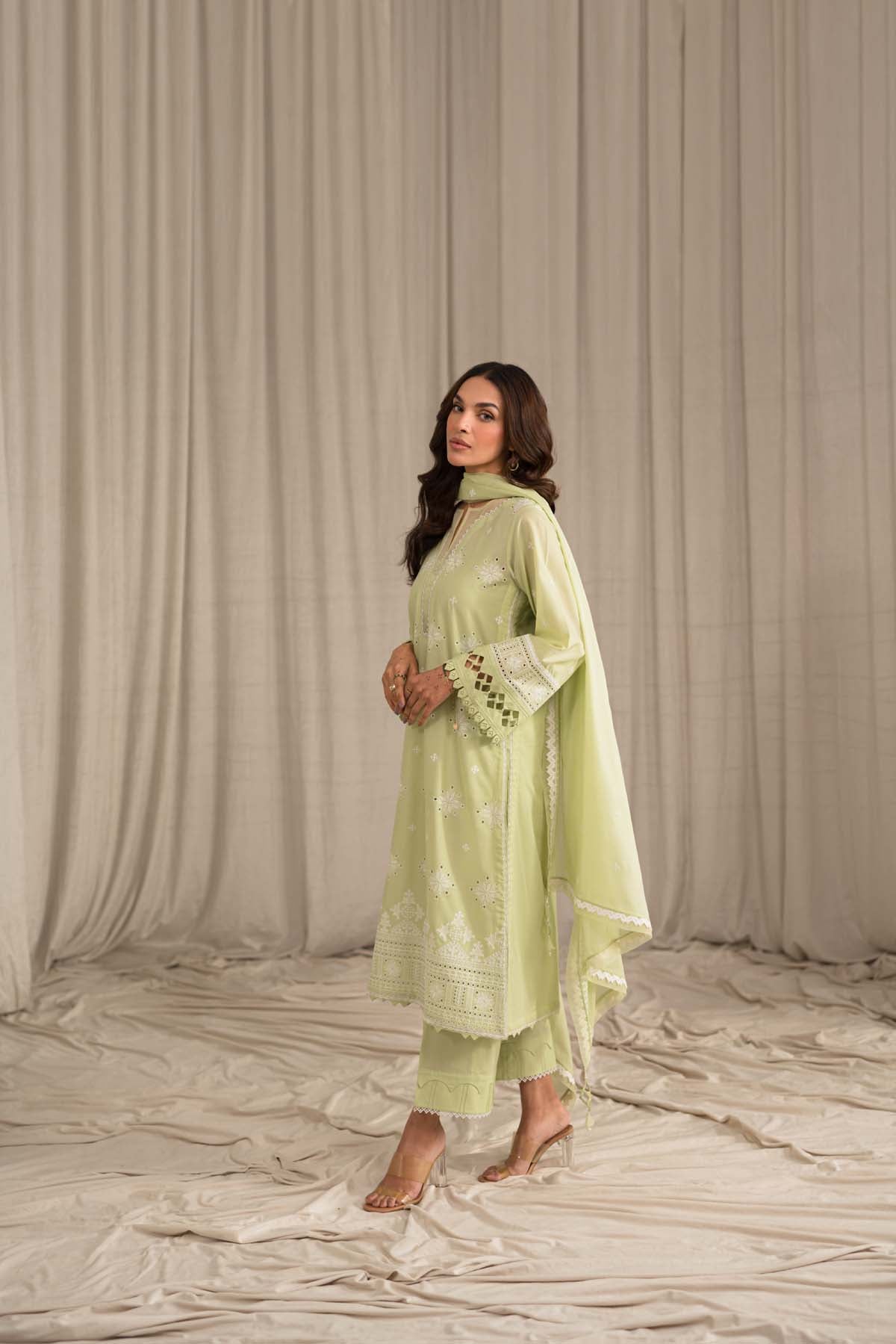 Sahar | Mirage Spring Luxury 24 | Chikankari 3 Piece - Khanumjan  Pakistani Clothes and Designer Dresses in UK, USA 