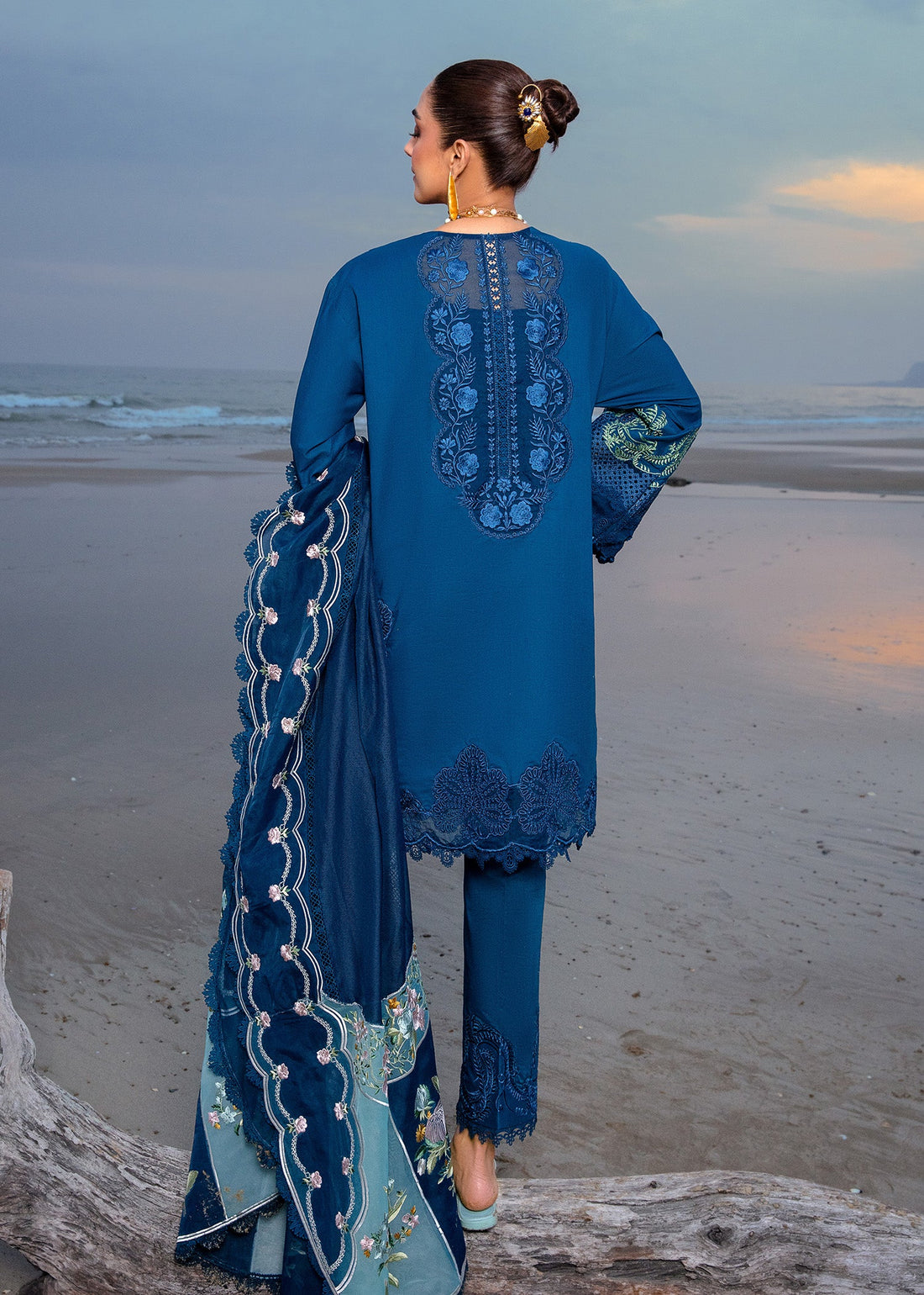 Crimson | Lawn 24 | Ulysses - Midnight - Khanumjan  Pakistani Clothes and Designer Dresses in UK, USA 