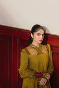 Saira Rizwan | Winter 23 | INAYA SR-03 - Khanumjan  Pakistani Clothes and Designer Dresses in UK, USA 