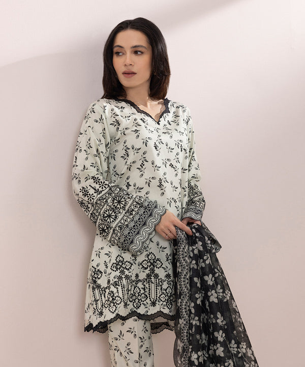 Sapphire | Eid Collection | D62 - Khanumjan  Pakistani Clothes and Designer Dresses in UK, USA 