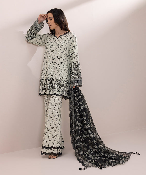 Sapphire | Eid Collection | D62 - Khanumjan  Pakistani Clothes and Designer Dresses in UK, USA 