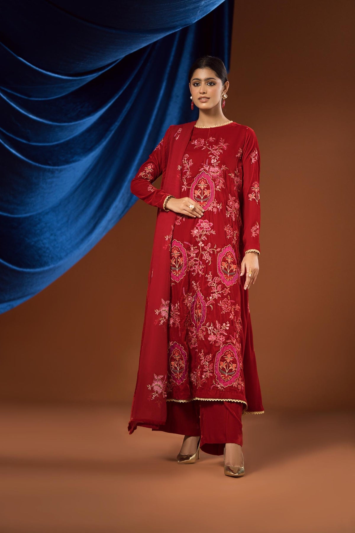 TaanaBaana | Luxe Line | F0327A - Khanumjan  Pakistani Clothes and Designer Dresses in UK, USA 