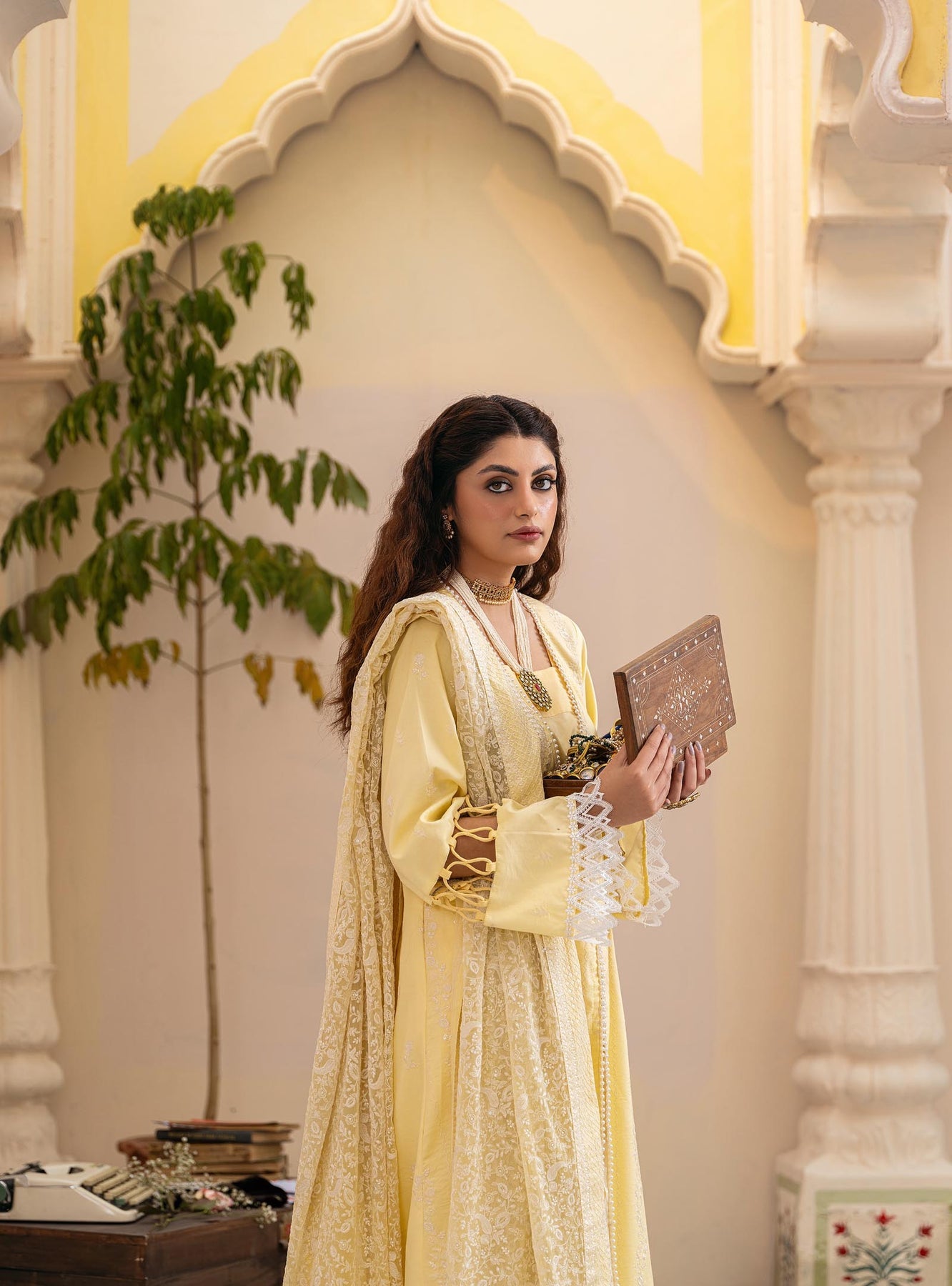 Taanabaana | Bano Series | B3216A - Khanumjan  Pakistani Clothes and Designer Dresses in UK, USA 