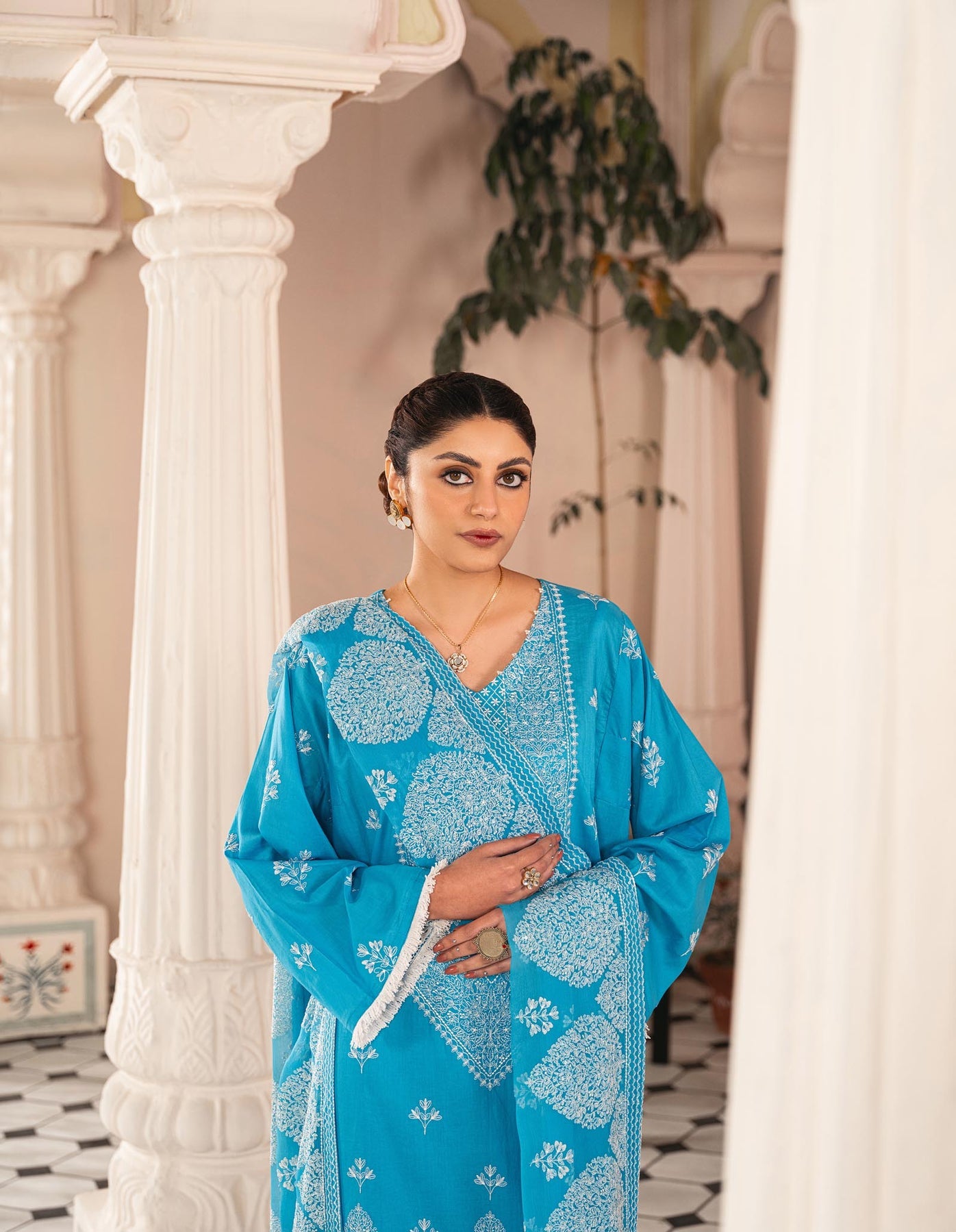 Taanabaana | Bano Series | B3217A - Khanumjan  Pakistani Clothes and Designer Dresses in UK, USA 