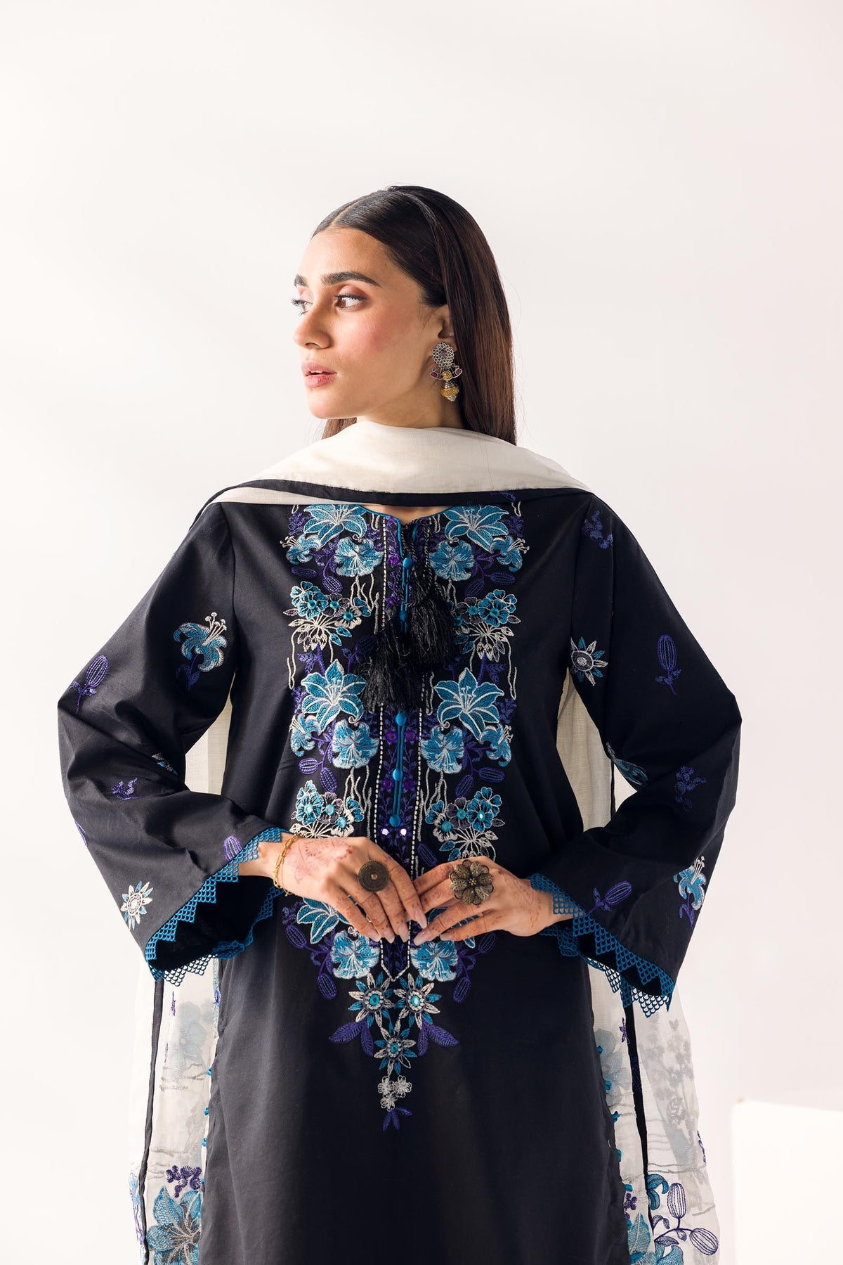 Taanabaana | Mem Saab Collection | M3248 - Khanumjan  Pakistani Clothes and Designer Dresses in UK, USA 