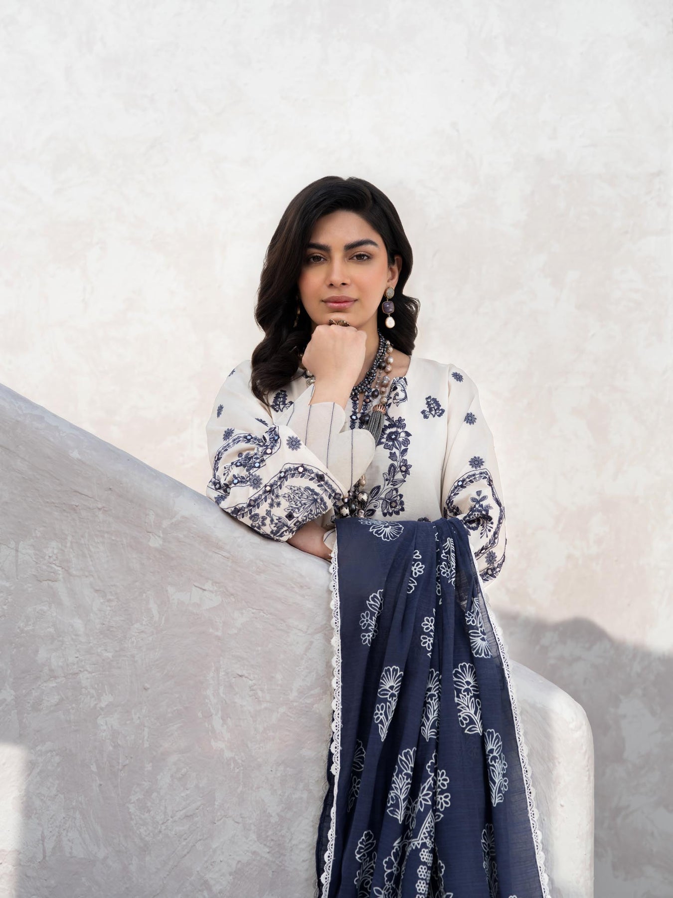 Taanabaana | Mem Saab Collection | M3250 - Khanumjan  Pakistani Clothes and Designer Dresses in UK, USA 