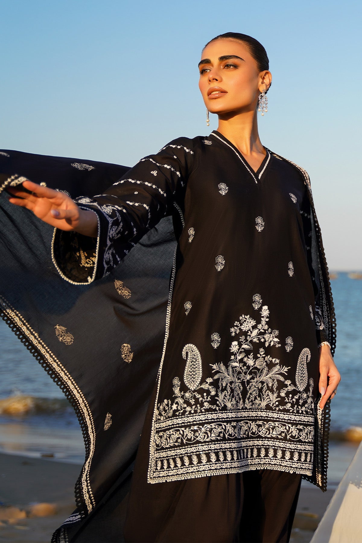 Sahar | Festive Stitched Vol 2 | D15 - Khanumjan  Pakistani Clothes and Designer Dresses in UK, USA 