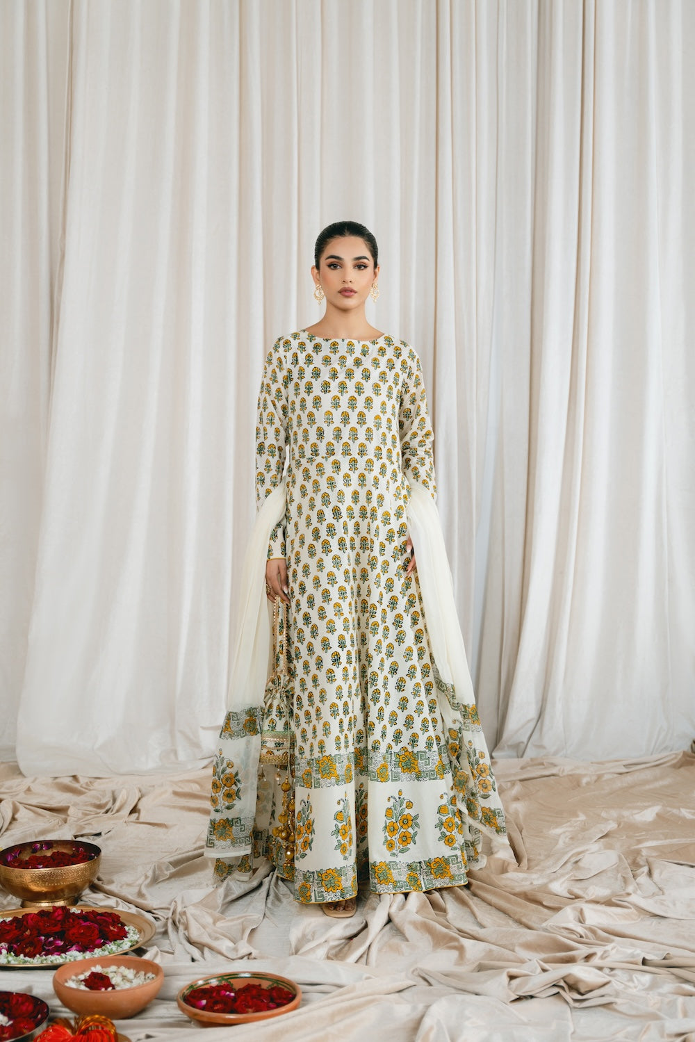 Vintage | Eid Edit 24 | Aarohi - Khanumjan  Pakistani Clothes and Designer Dresses in UK, USA 