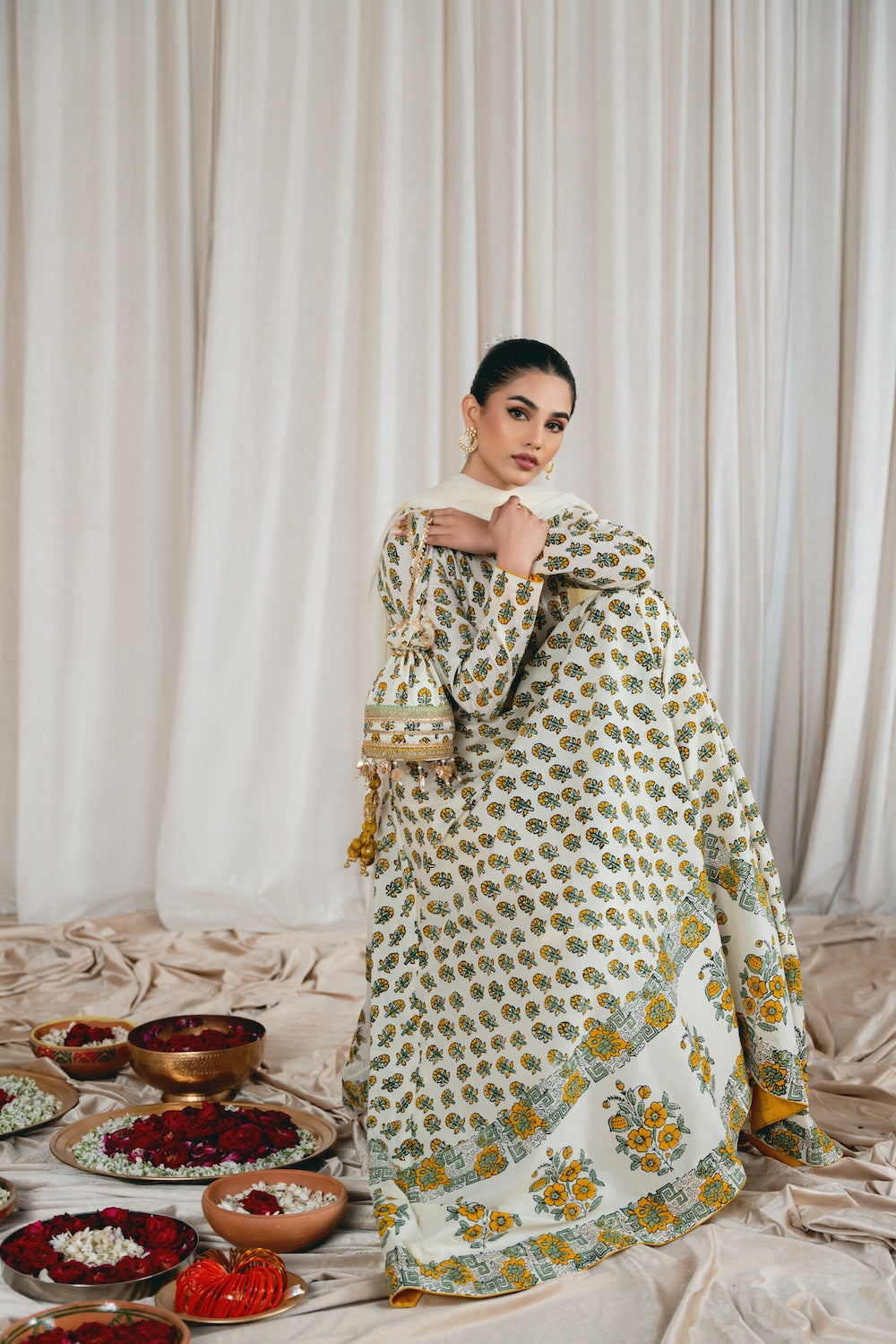 Vintage | Eid Edit 24 | Aarohi - Khanumjan  Pakistani Clothes and Designer Dresses in UK, USA 