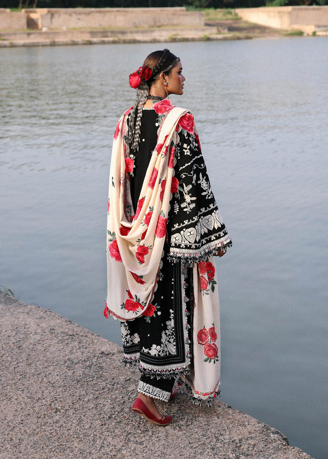 Hussain Rehar | Karandi 25 | Rose