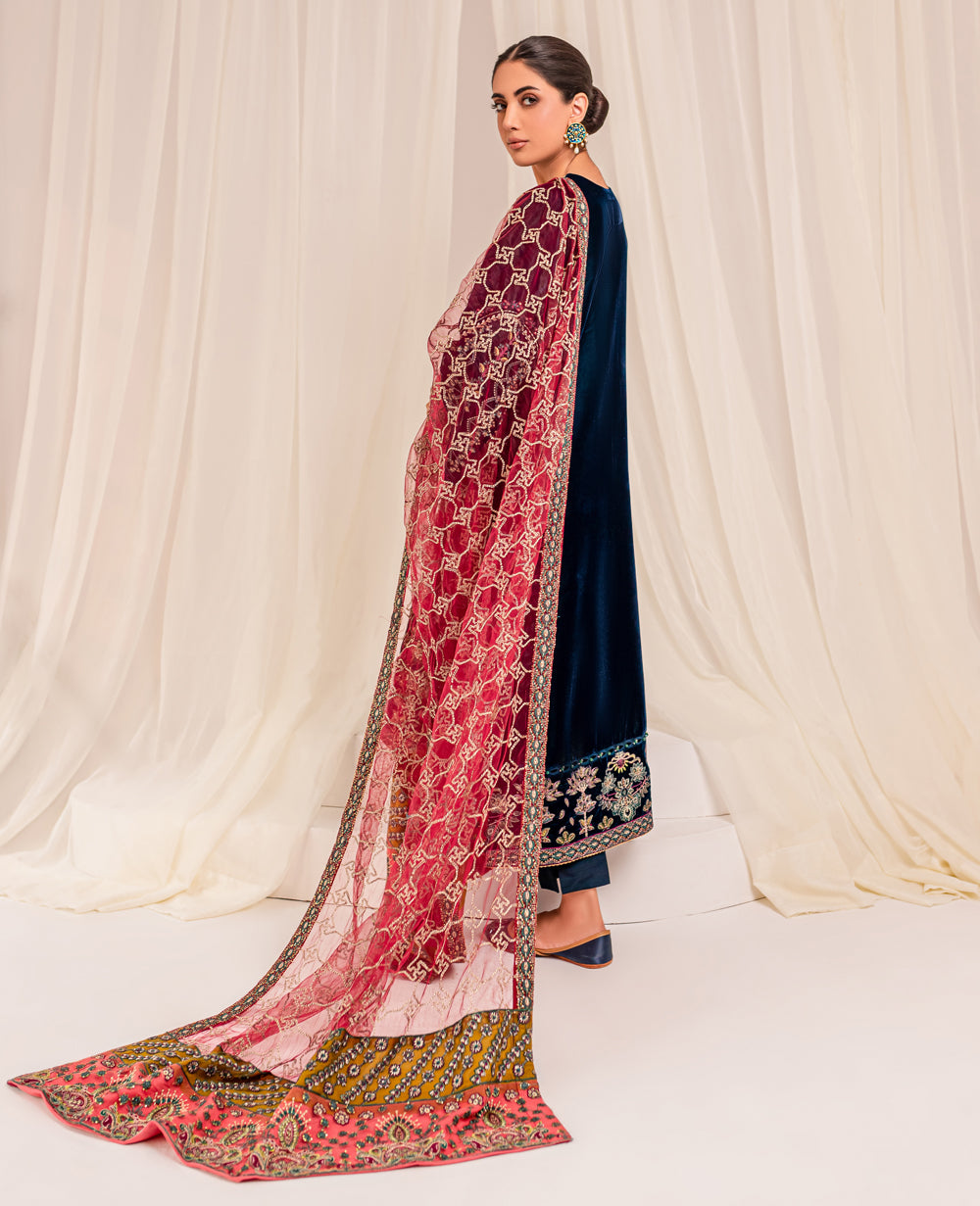 Xenia Formals | Ready To Wear Dresses | HAYAT - Khanumjan  Pakistani Clothes and Designer Dresses in UK, USA 
