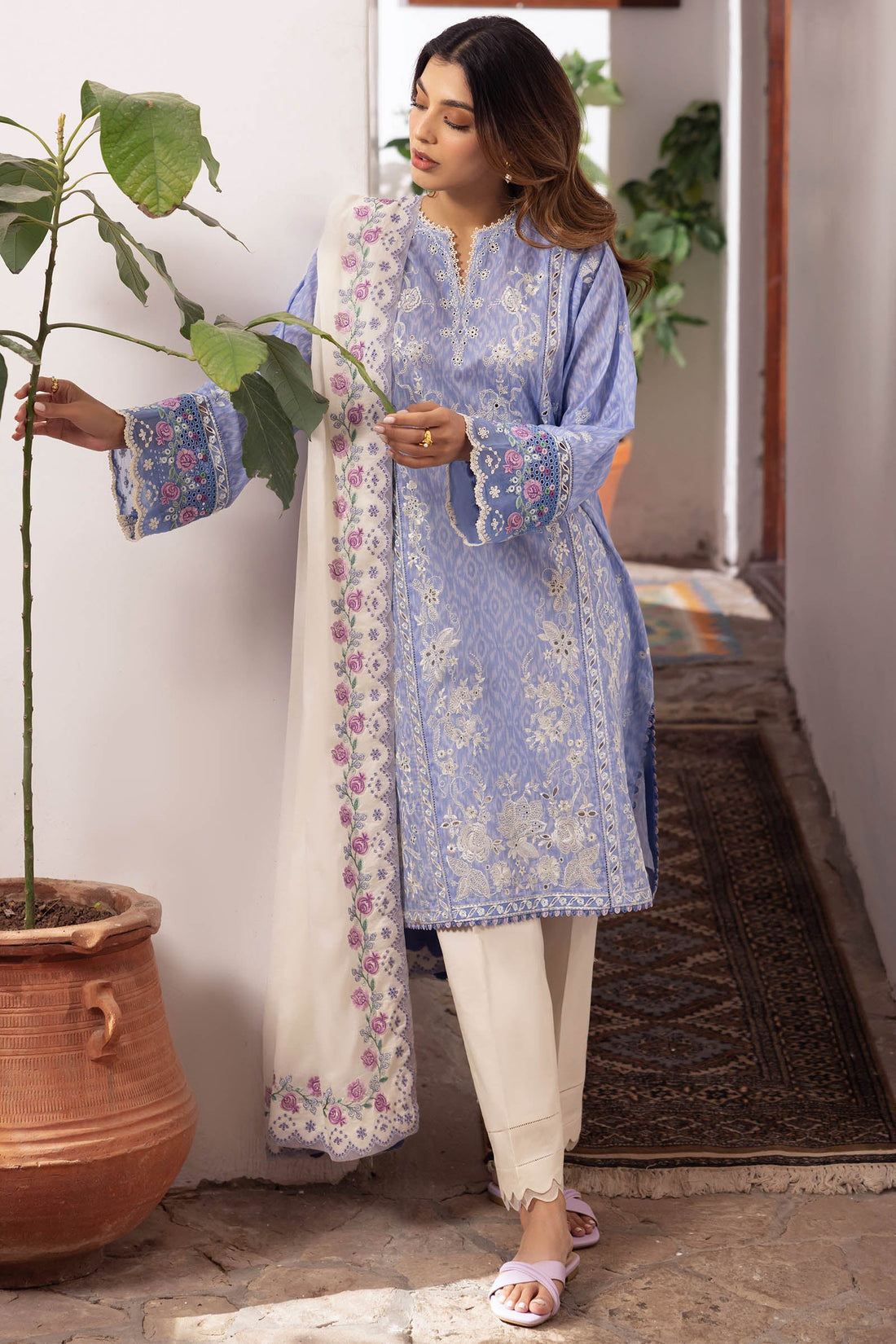 Zaha | Lawn 24 | NARINA (ZL24-15 B) - Khanumjan  Pakistani Clothes and Designer Dresses in UK, USA 