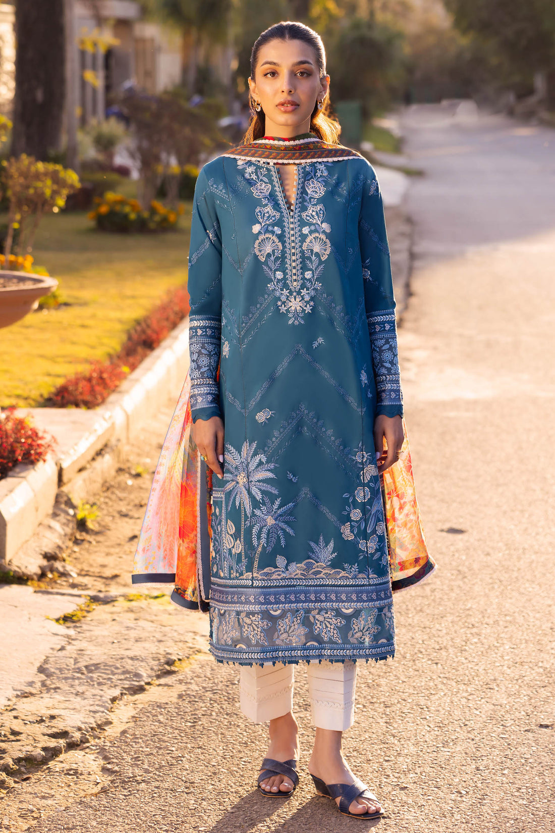 Zaha | Lawn 24 | EIRA (ZL24-05 B) - Khanumjan  Pakistani Clothes and Designer Dresses in UK, USA 