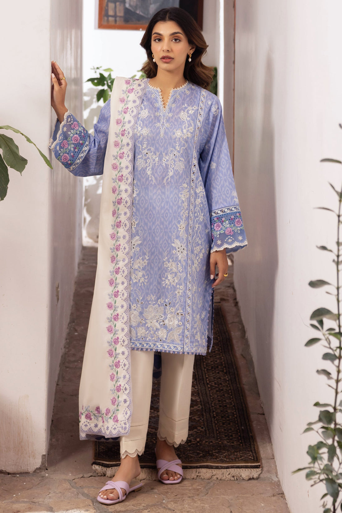 Zaha | Lawn 24 | NARINA (ZL24-15 B) - Khanumjan  Pakistani Clothes and Designer Dresses in UK, USA 