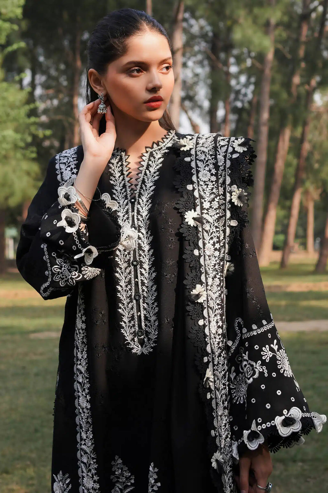 Zaha | Winter 23 | FIRUZEH (ZW2-23-03) - Khanumjan  Pakistani Clothes and Designer Dresses in UK, USA 