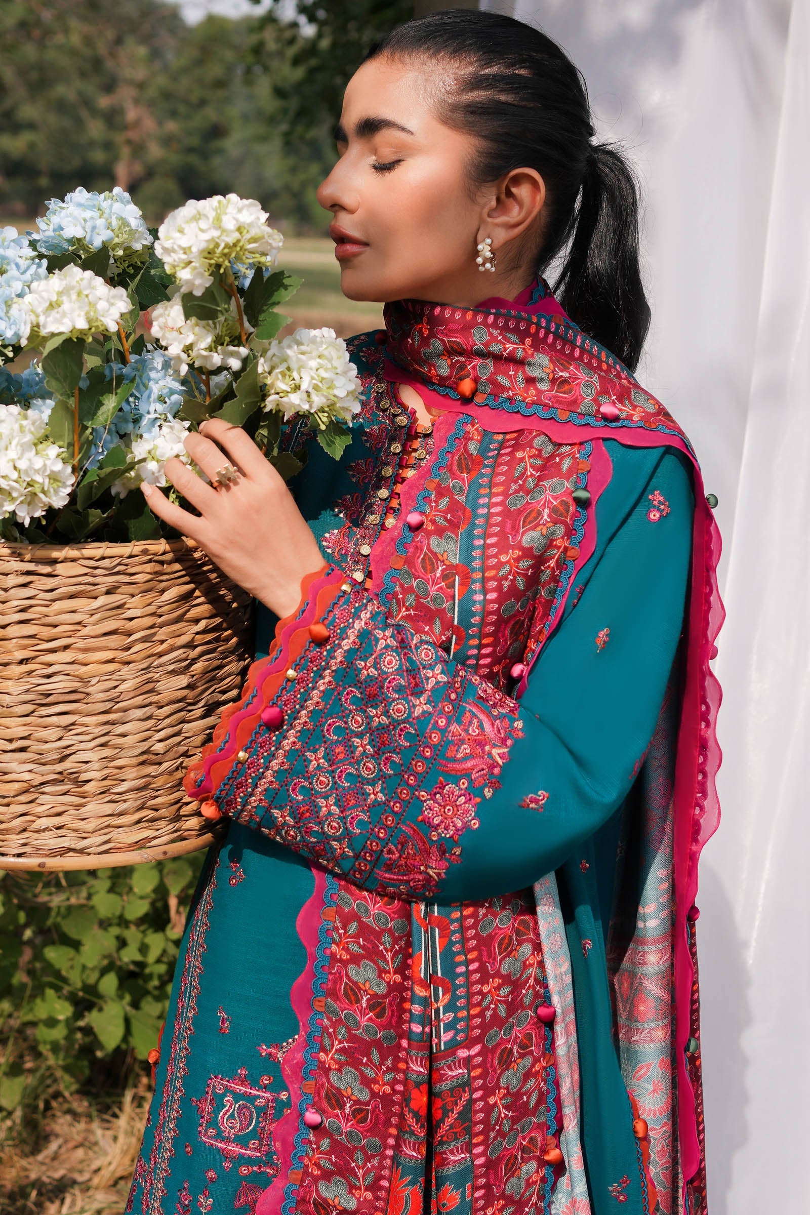 Zaha | Winter 23 | JEHAN (ZW2-23-06) - Khanumjan  Pakistani Clothes and Designer Dresses in UK, USA 