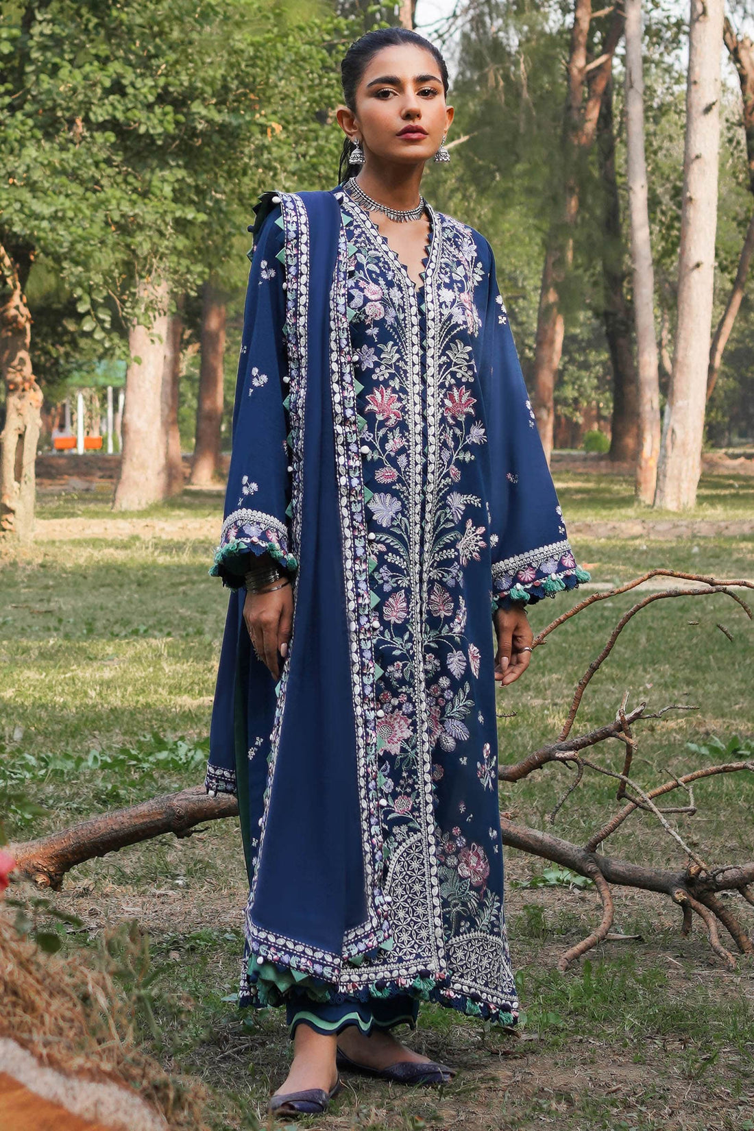 Zaha | Winter 23 | ZHIAN (ZW2-23-09) - Khanumjan  Pakistani Clothes and Designer Dresses in UK, USA 