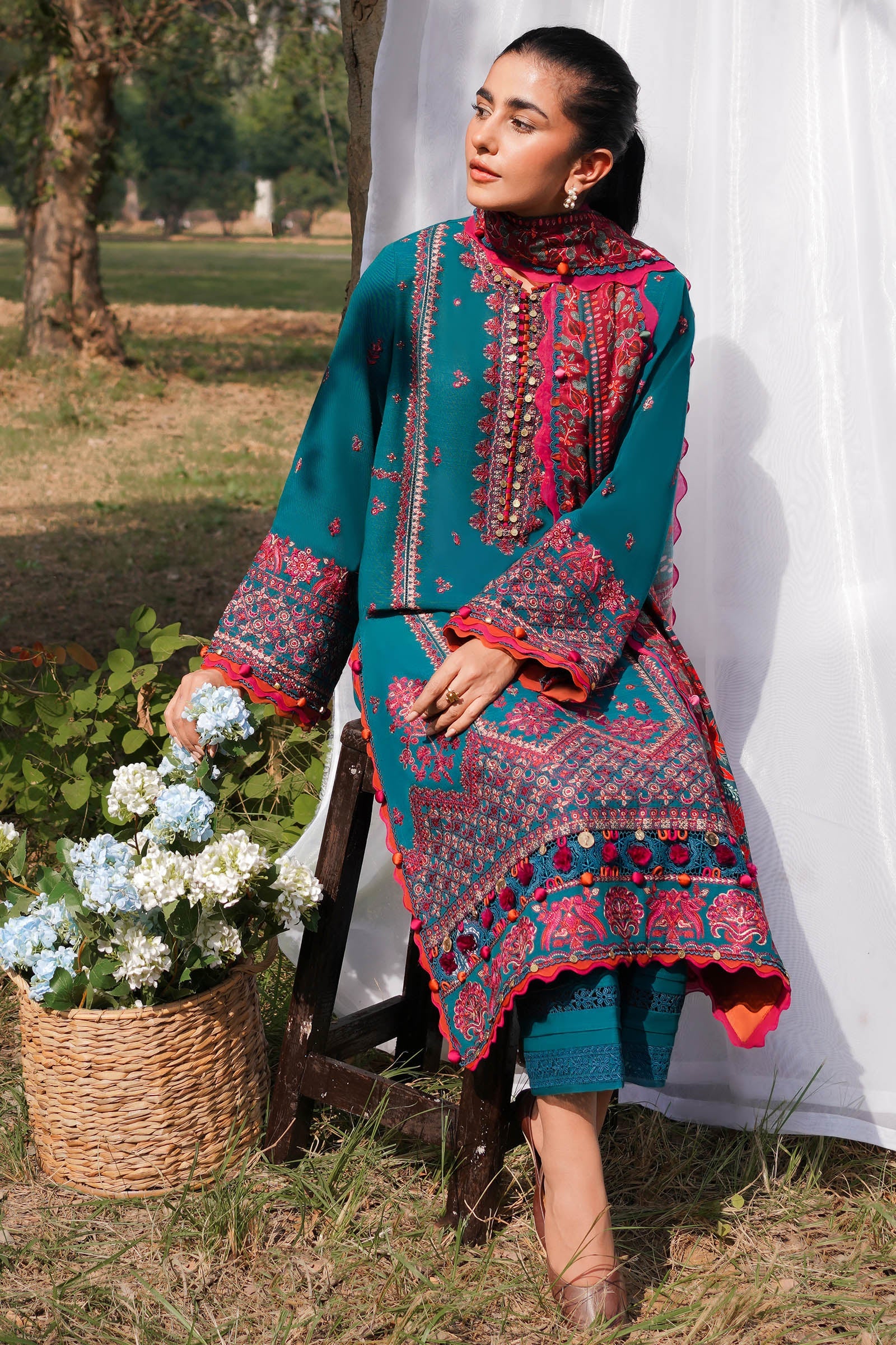 Zaha | Winter 23 | JEHAN (ZW2-23-06) - Khanumjan  Pakistani Clothes and Designer Dresses in UK, USA 