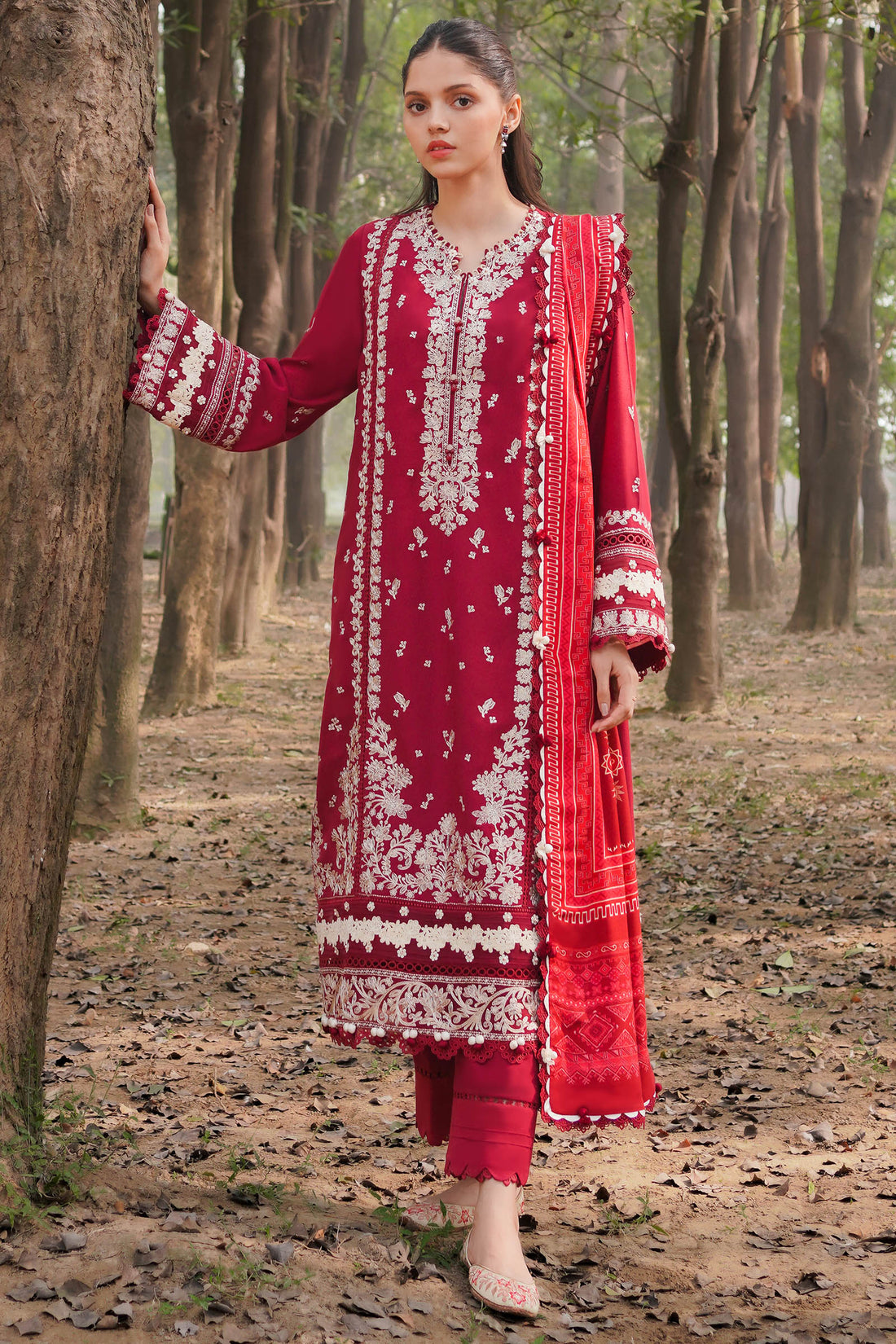 Zaha | Winter 23 | ALALAH (ZW2-23-02) - Khanumjan  Pakistani Clothes and Designer Dresses in UK, USA 