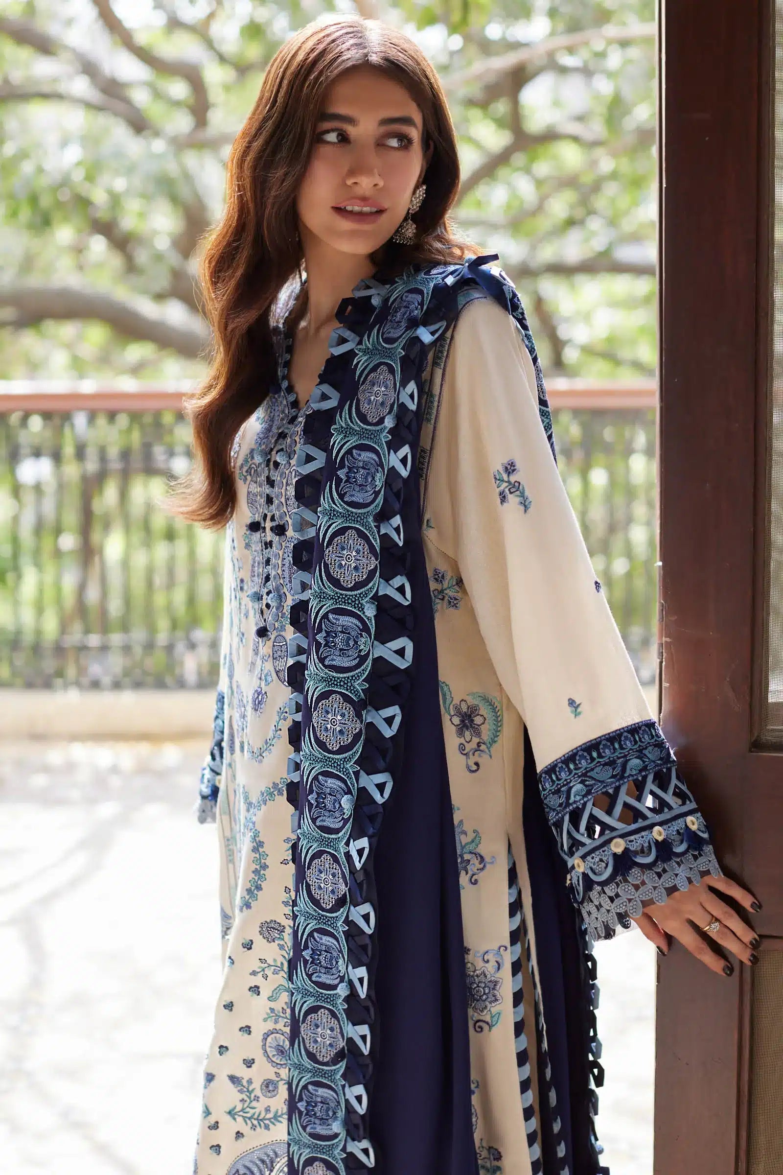 Zaha | Winter 23 | LINA (ZW23-07) - Khanumjan  Pakistani Clothes and Designer Dresses in UK, USA 