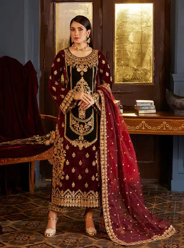 Zainab Chottani | Luxury Velvet Collection 23 | Ziba - Khanumjan  Pakistani Clothes and Designer Dresses in UK, USA 