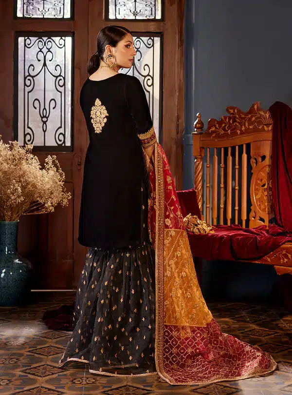 Zainab Chottani | Luxury Velvet Collection 23 | Mehr Mah - Khanumjan  Pakistani Clothes and Designer Dresses in UK, USA 