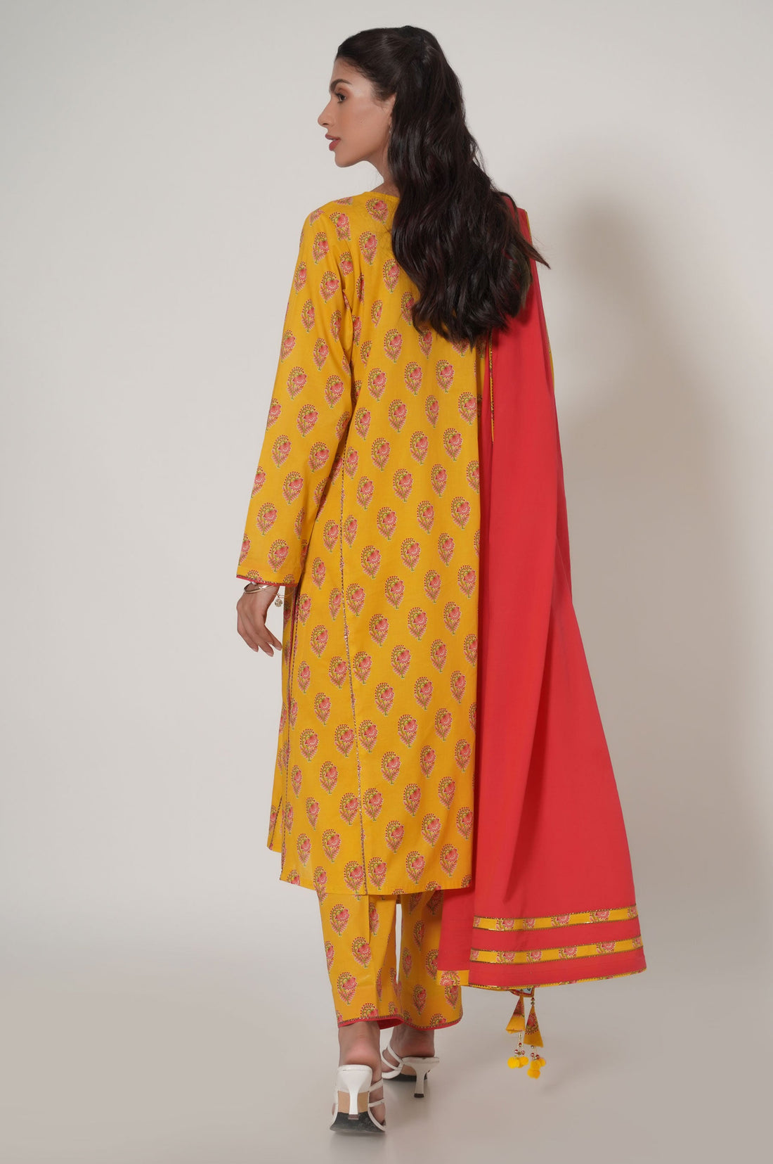 Zeen | Summer Collection 24 | 33618 - Khanumjan  Pakistani Clothes and Designer Dresses in UK, USA 