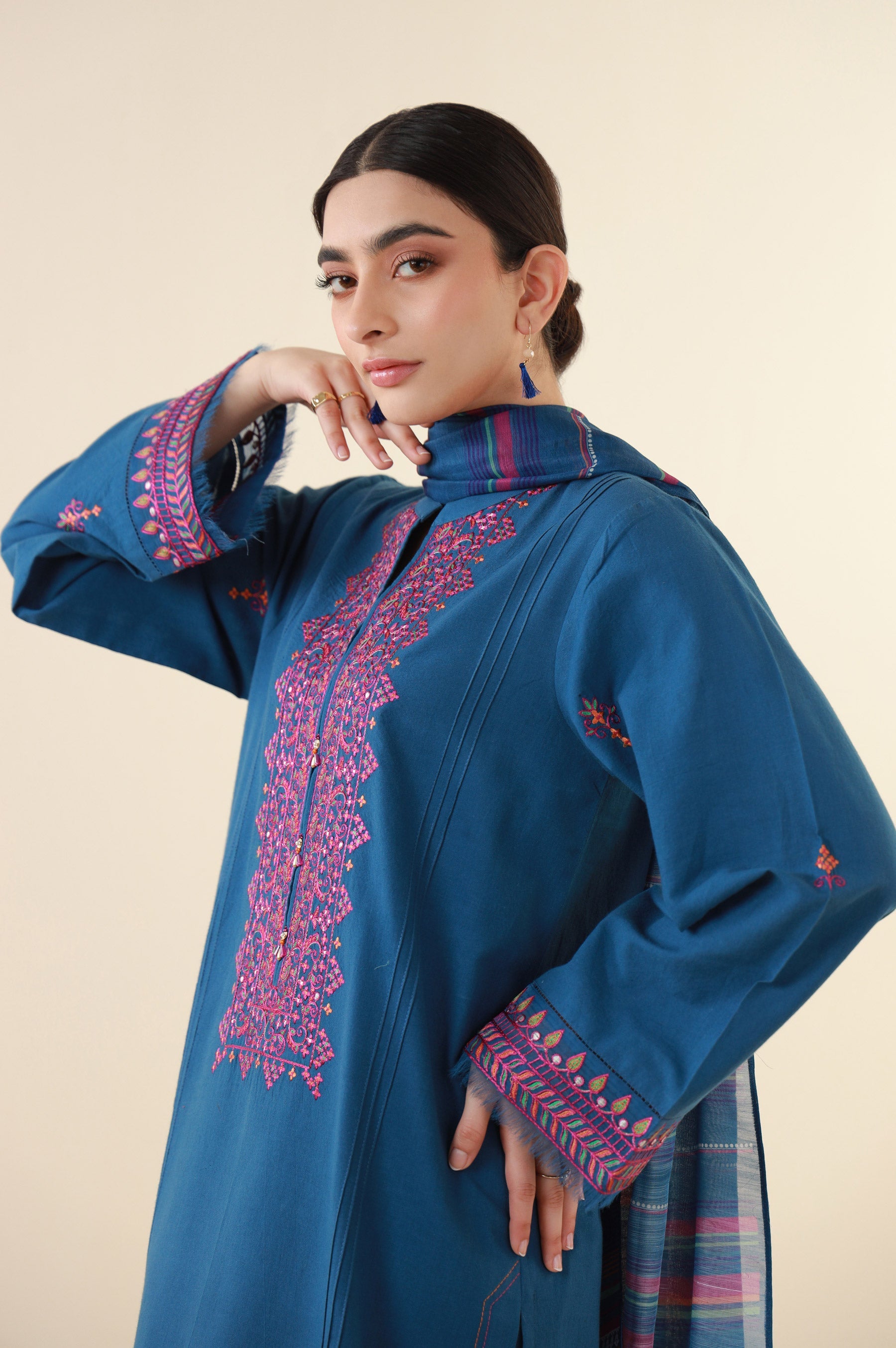 Zeen | Summer Collection 24 | 34201 - Khanumjan  Pakistani Clothes and Designer Dresses in UK, USA 