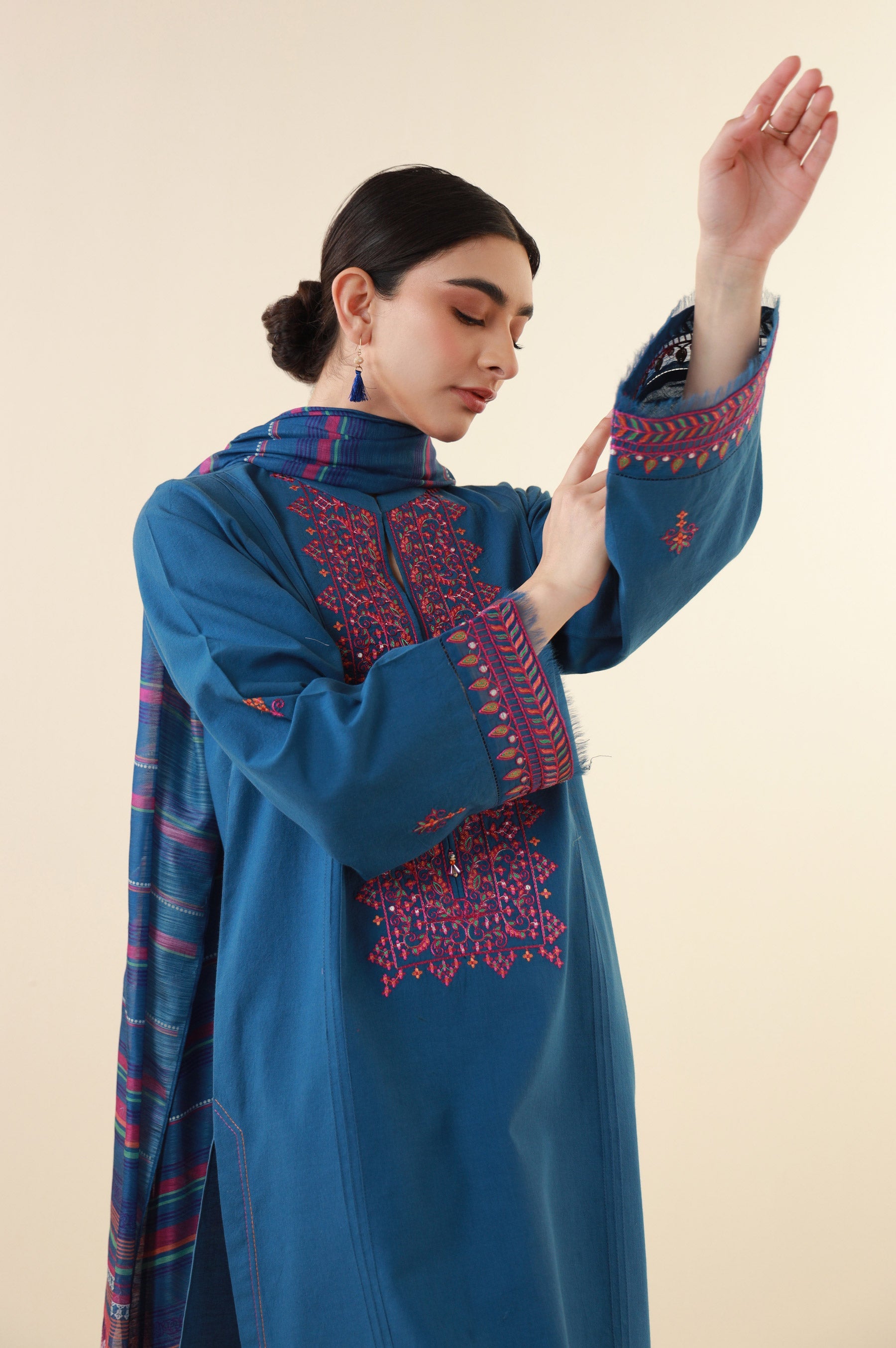 Zeen | Summer Collection 24 | 34201 - Khanumjan  Pakistani Clothes and Designer Dresses in UK, USA 