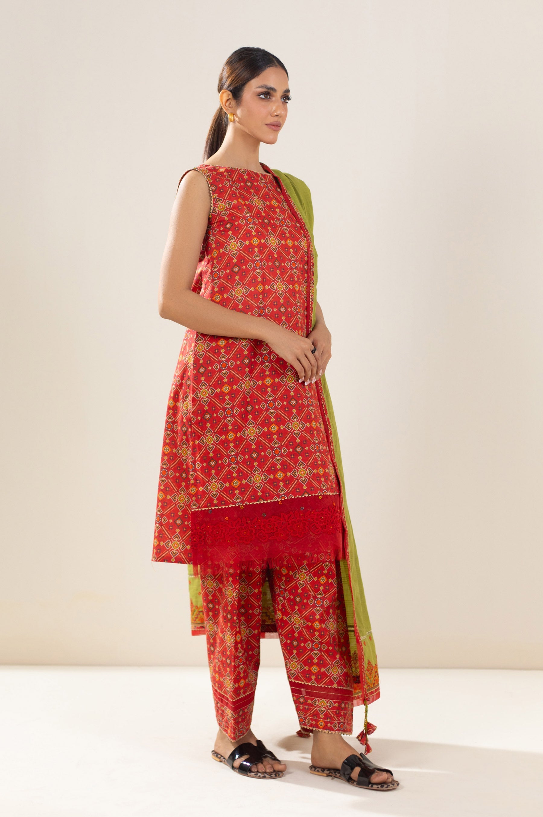 Zeen | Summer Collection 24 | 34213 - Khanumjan  Pakistani Clothes and Designer Dresses in UK, USA 